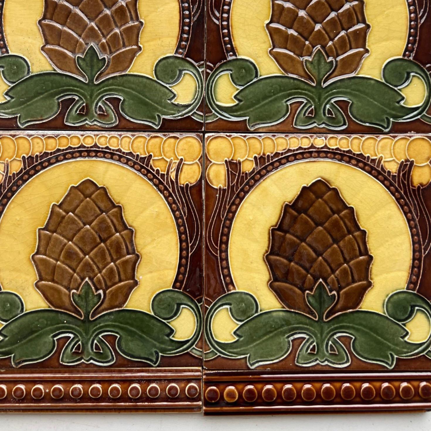 Set of 35 Pine Cone Art Nouveau Glazed Border Tiles by Le Glaive, 1920 For Sale 8
