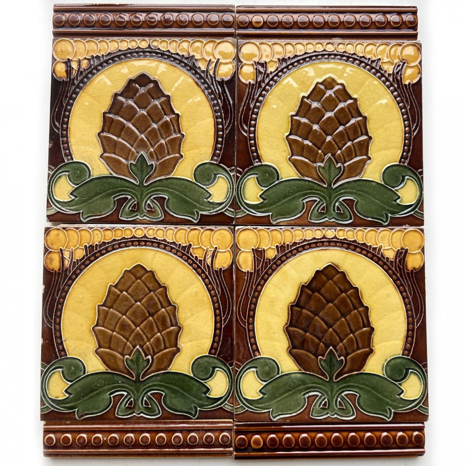 Set of 35 Pine Cone Art Nouveau Glazed Border Tiles by Le Glaive, 1920 For Sale 9