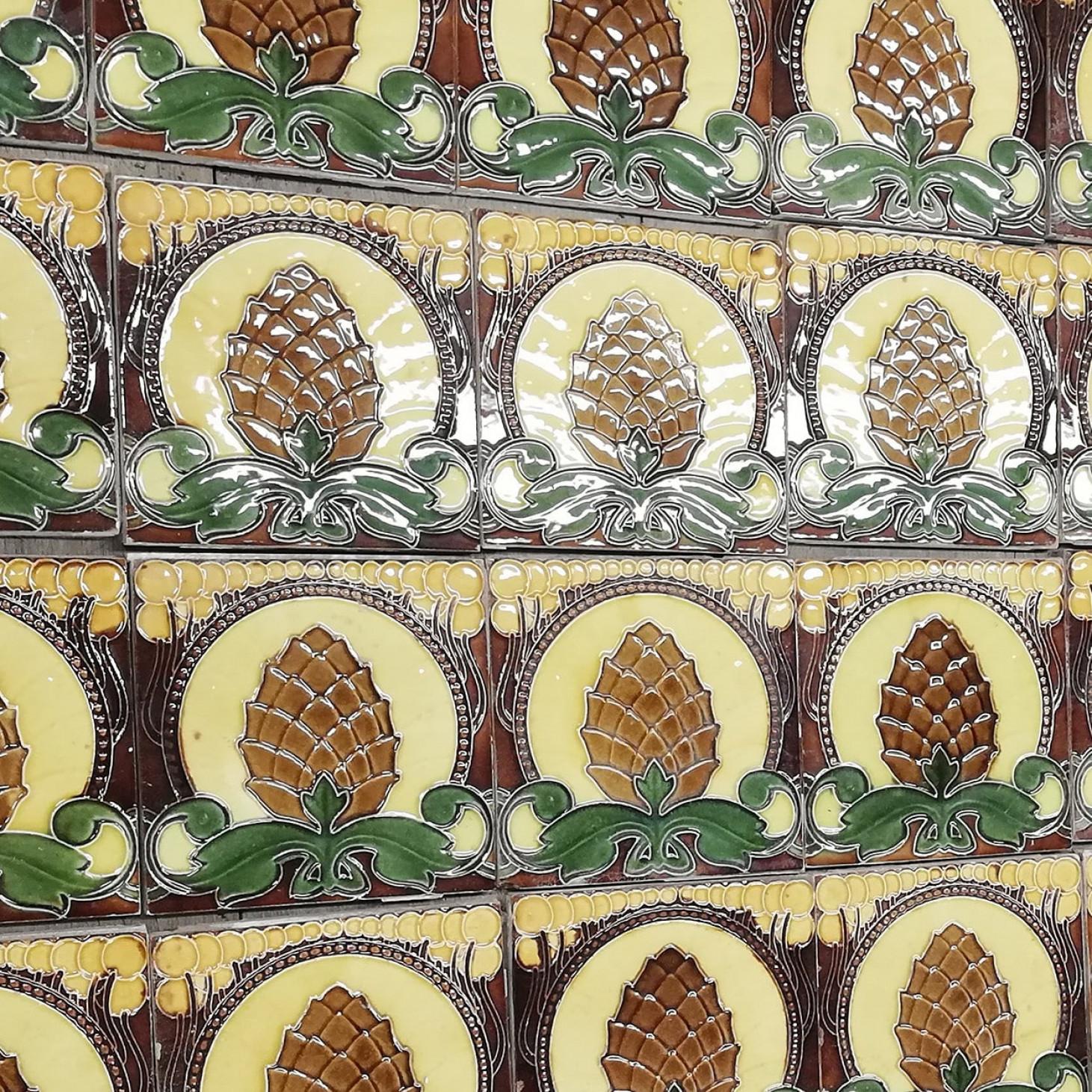 Belgian Set of 35 Pine Cone Art Nouveau Glazed Border Tiles by Le Glaive, 1920 For Sale