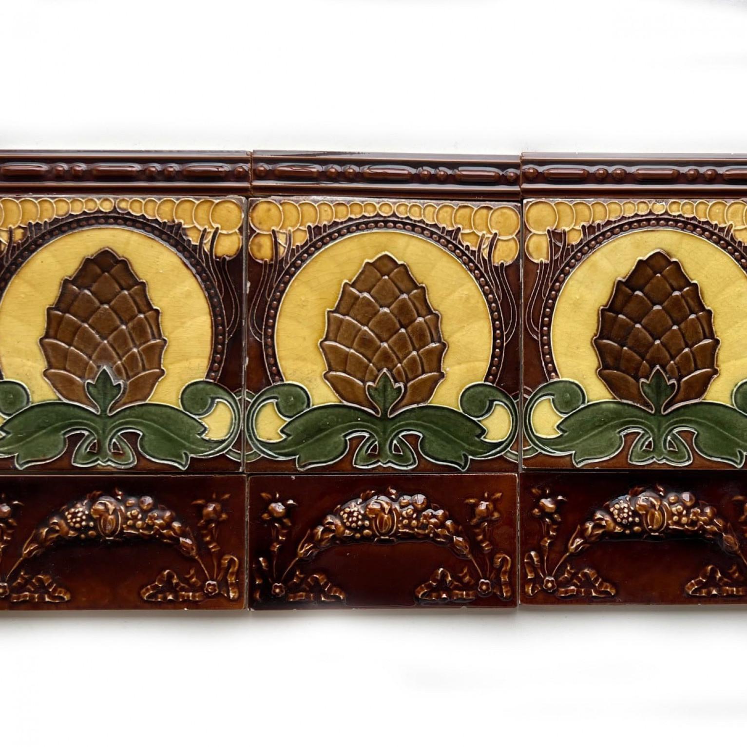 Set of 35 Pine Cone Art Nouveau Glazed Border Tiles by Le Glaive, 1920 For Sale 2