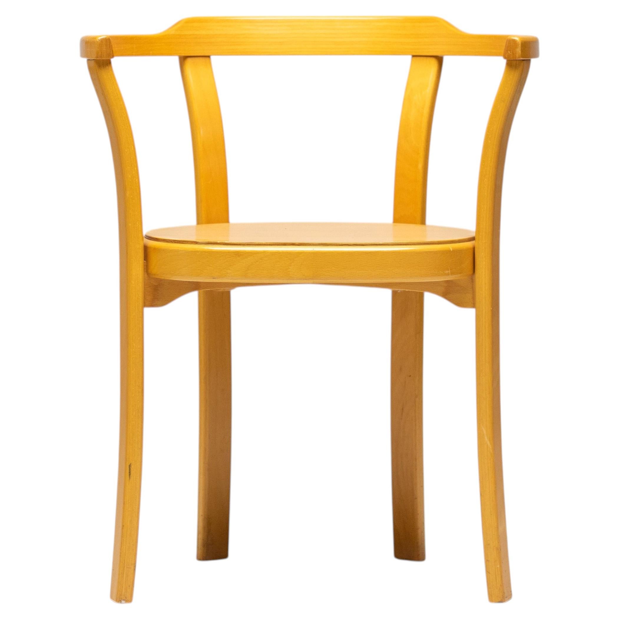 Lot de 35 fauteuils de salle à manger empilables en hêtre, signés Farstrup Møbler, Danemark, 1985 en vente