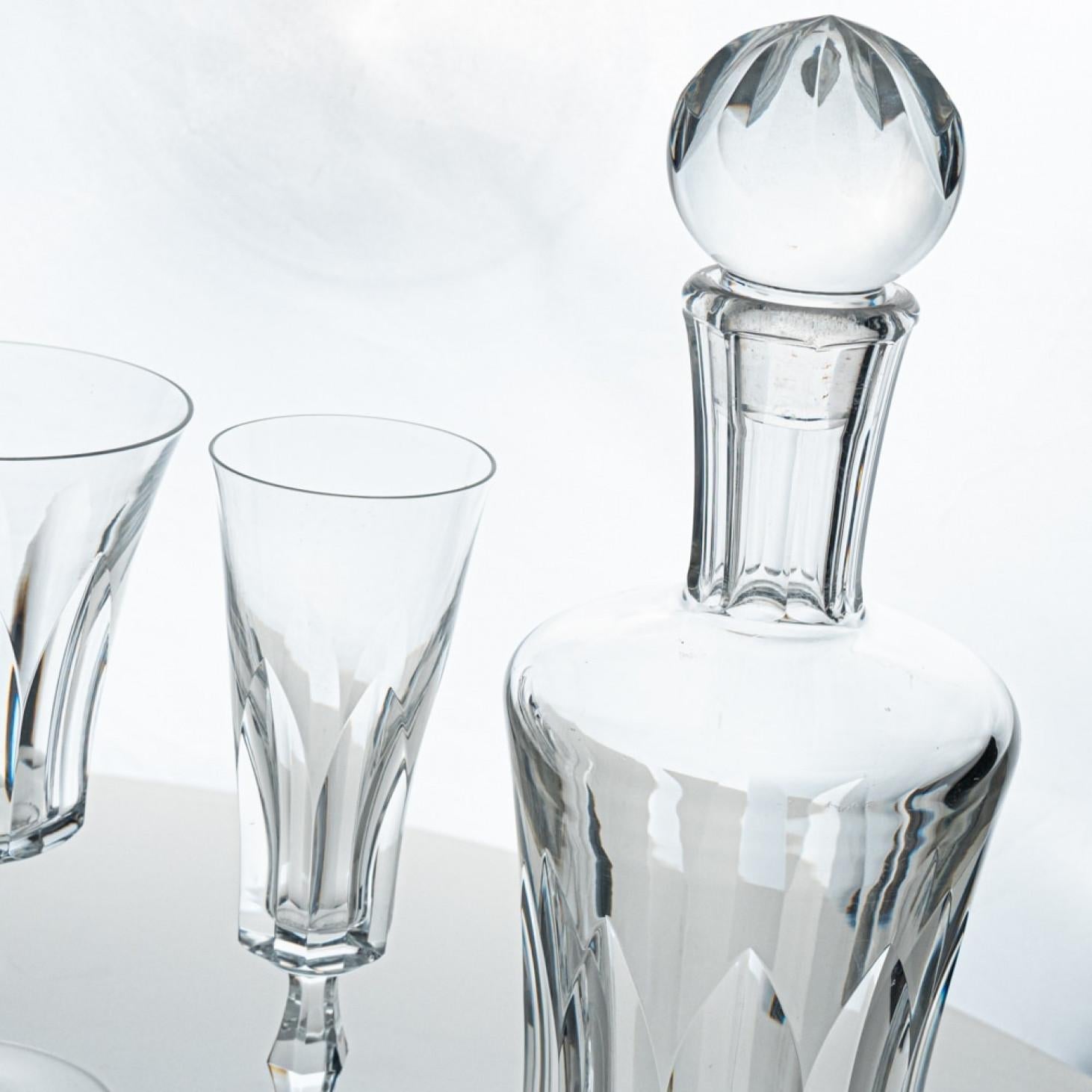 Set of 36 Exquise Baccarat Polignac Crystal Pieces, France, 1950 For Sale 5