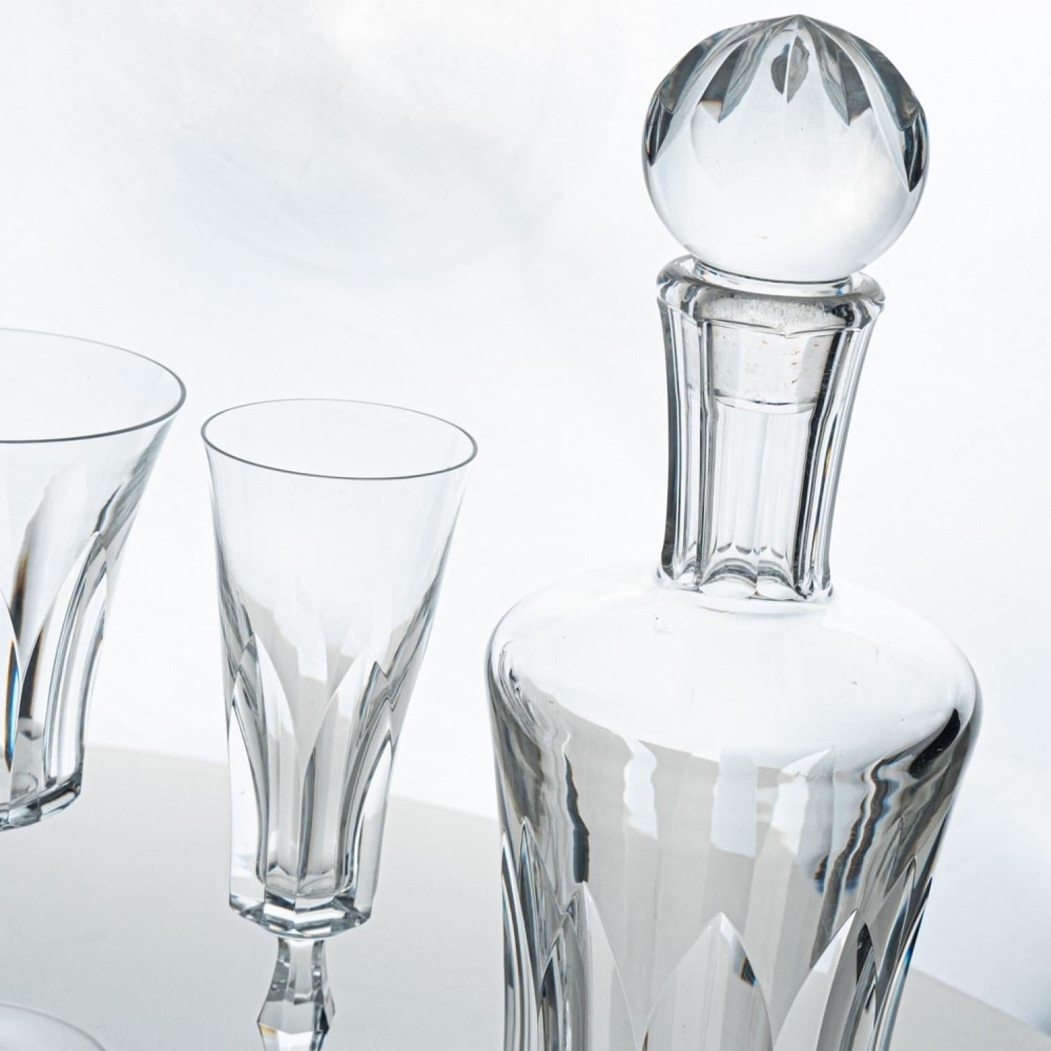 Set of 36 Exquise Baccarat Polignac Crystal Pieces, France, 1950 For Sale 5