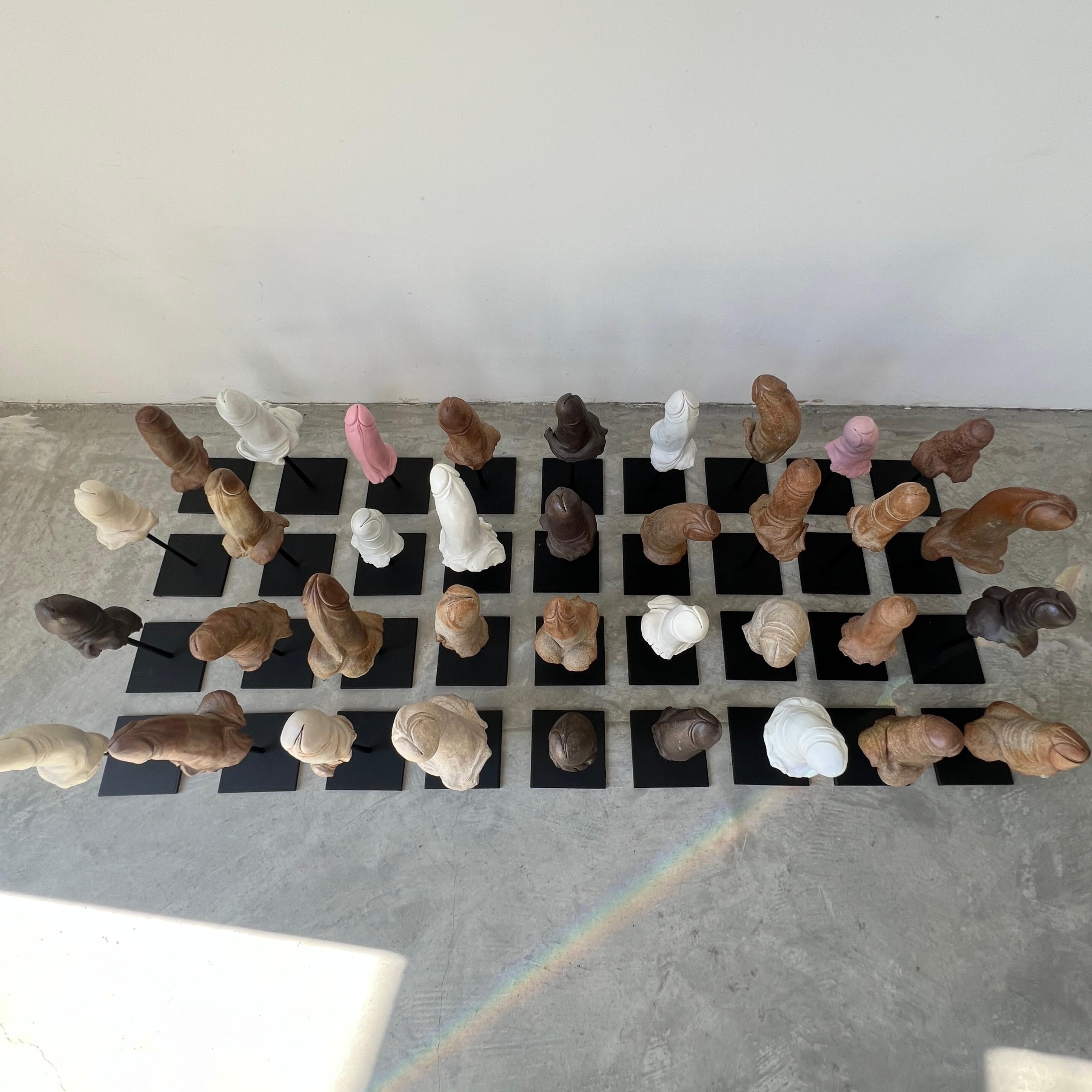 Américain Ensemble de 36 sculptures de phallus sculptées à la main, 2025 USA en vente