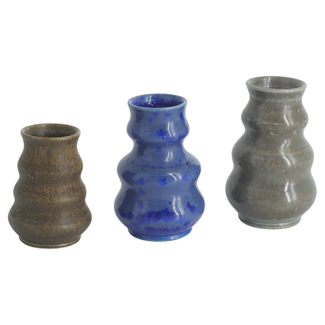 Set of 3Small MidCentury Swedish Modern Collectible Brown&Blue Wavy Glazed Vases For Sale