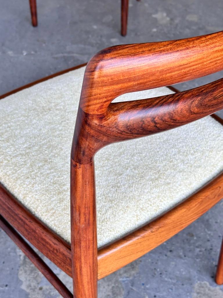 Set of 4 +1 (5) Danish Modern Rosewood Dining Chairs by H.W. Klein for Bramin In Good Condition In Las Vegas, NV