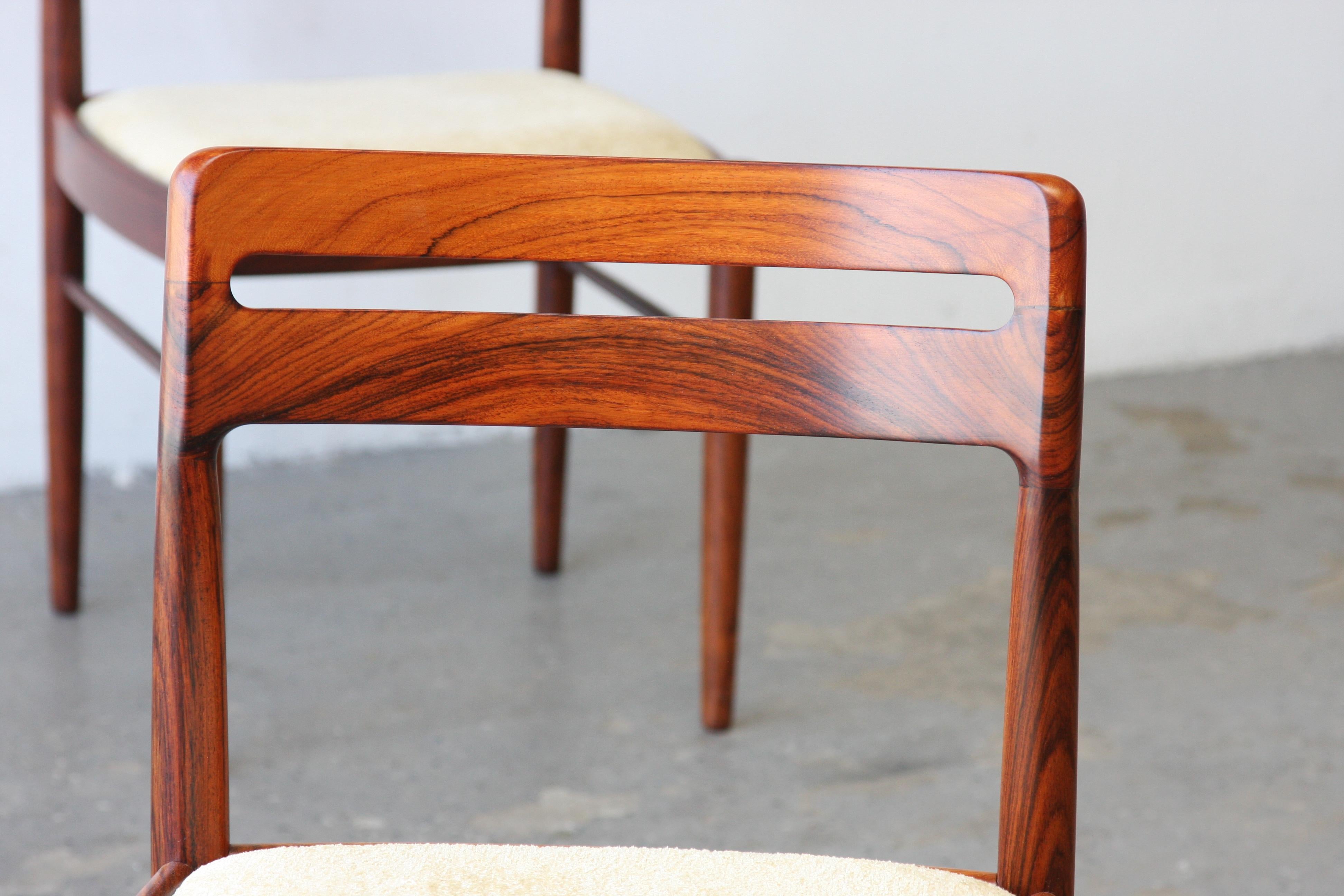 Set of 4 +1 (5) Danish Modern Rosewood Dining Chairs by H.W. Klein for Bramin For Sale 4
