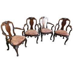 Juego de 4 sillones ingleses de nogal Queen Anne del siglo XVIII