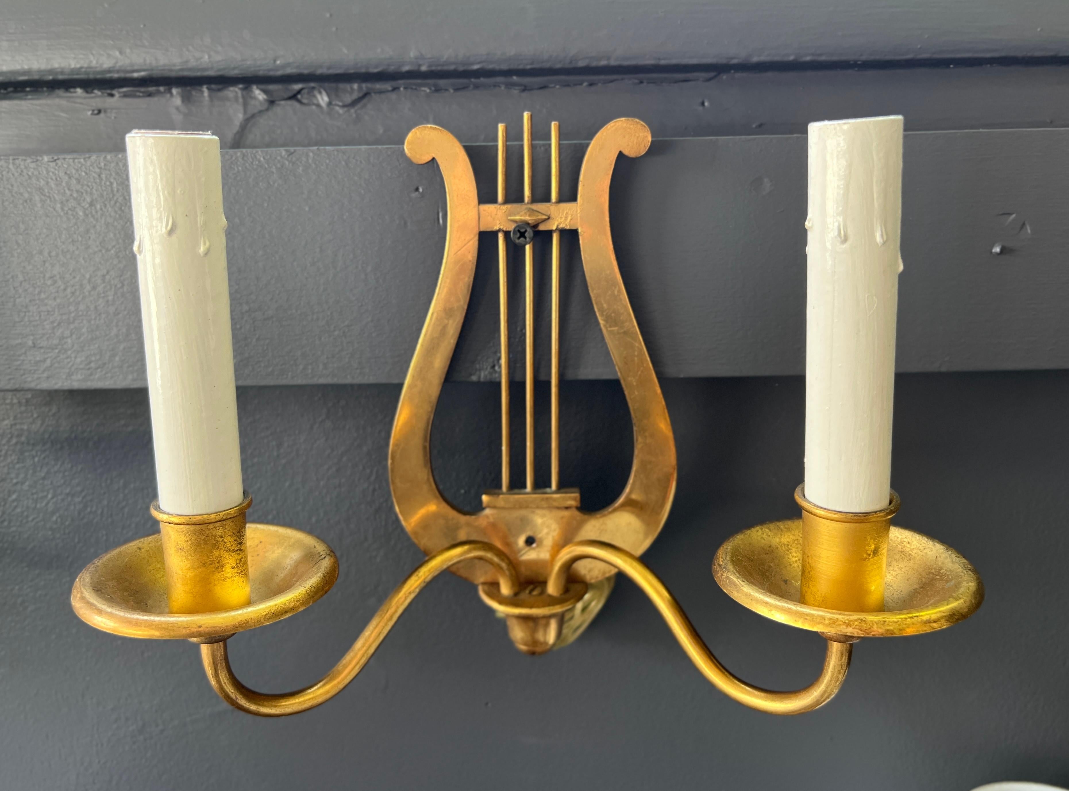 Four charming French gilt cast metal wall sconces with light wood 