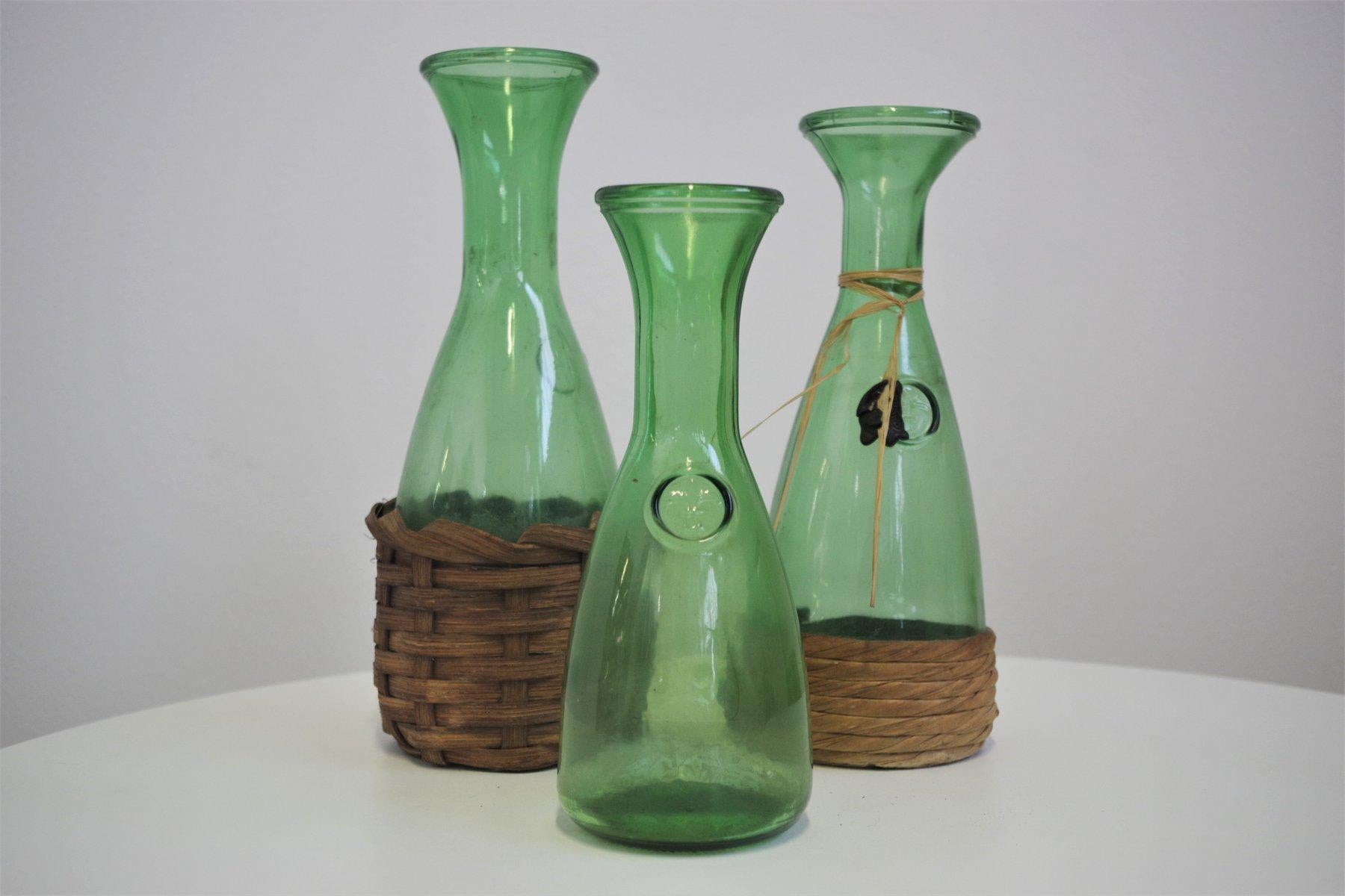 Set of 4 1950s Green Glass Decanters with Straw - Rustic Charm For Sale 4