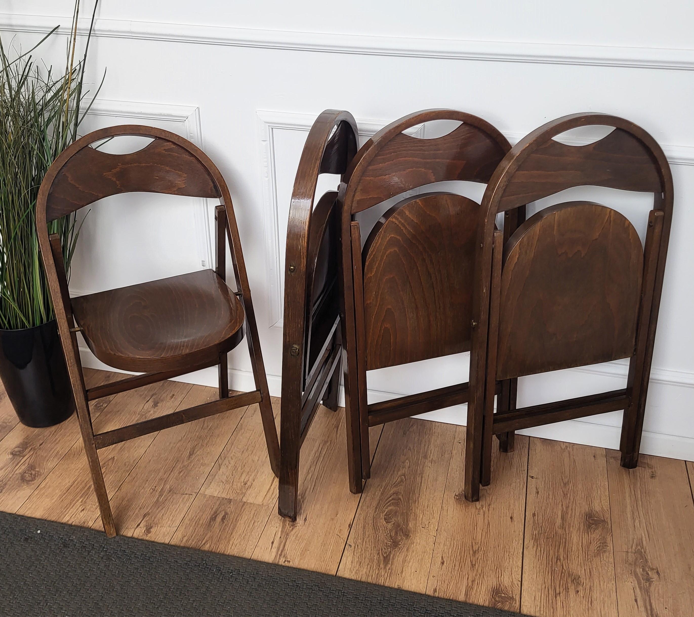 Set of 4 1960s Mid-Century Thonet B 751 Wood Folding Chairs  For Sale 2