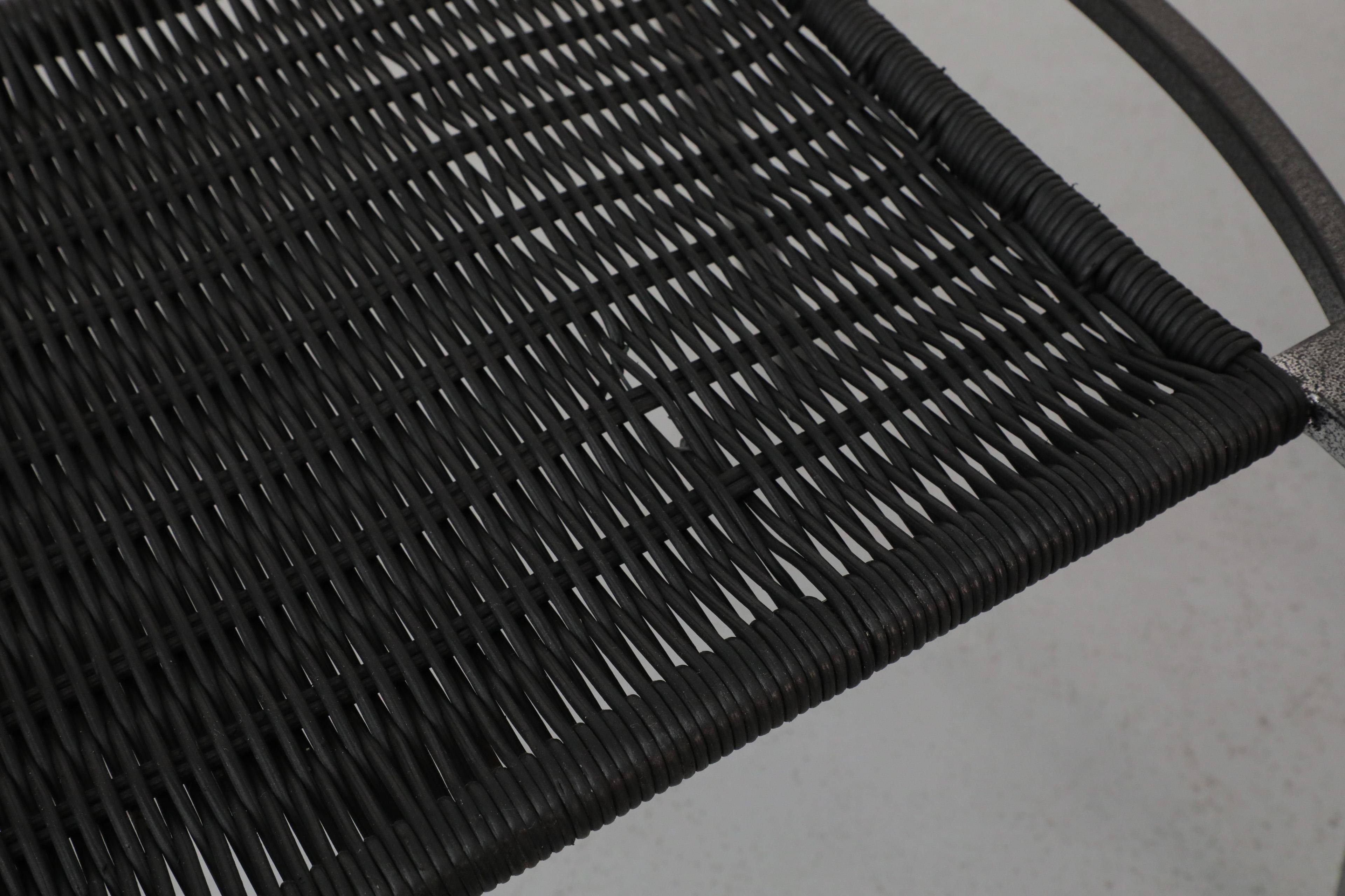 Satz von vier 1960er Rohe Noordwolde Esszimmerstühlen aus schwarzem Rattan und Metall im Angebot 11