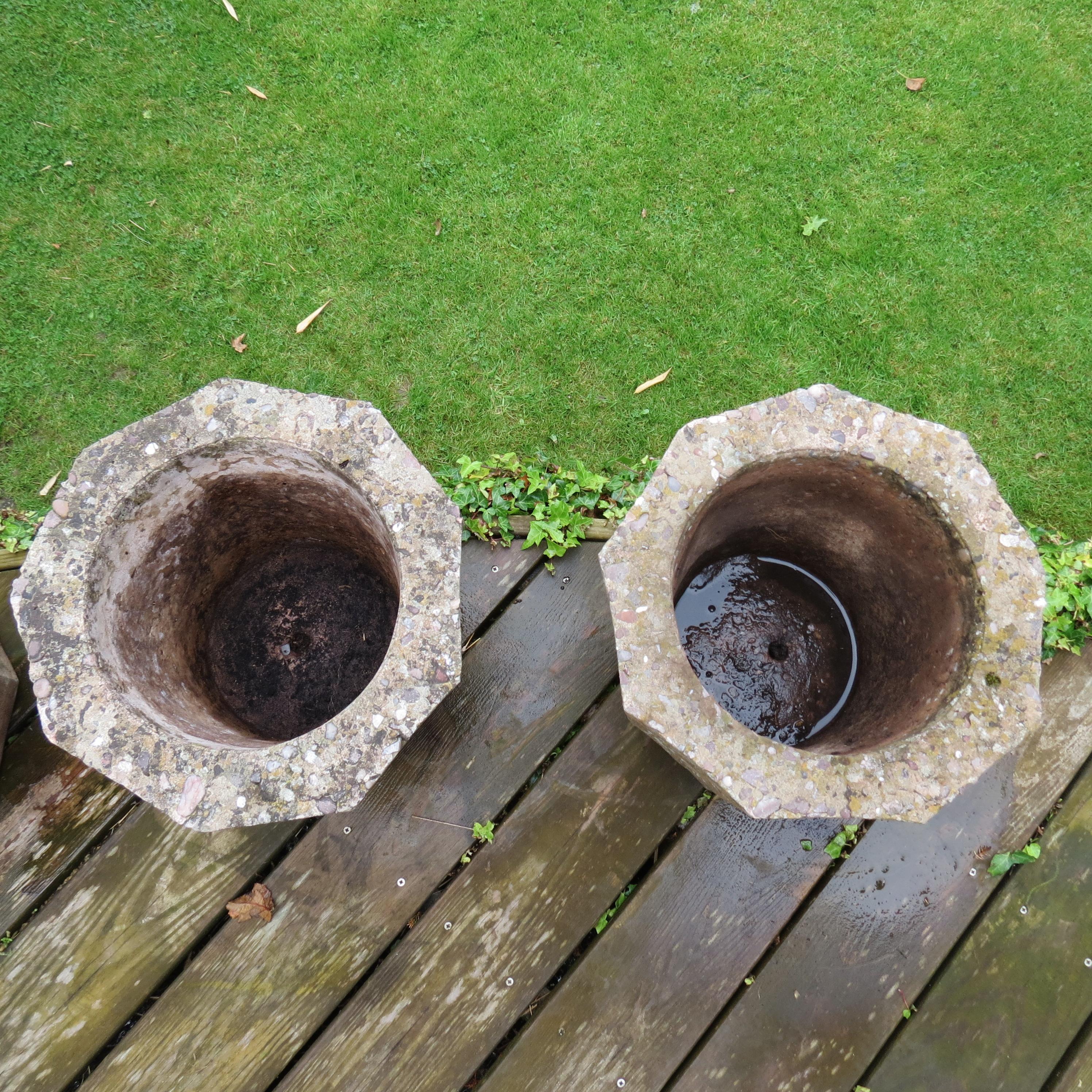 Set of 4 quality planters, octagonal shaped.  Date from the 1970s. Made from large aggregate concrete, giving a wonderful appearance to the concrete.  

Drainage hole to the bottom. 

ST1617