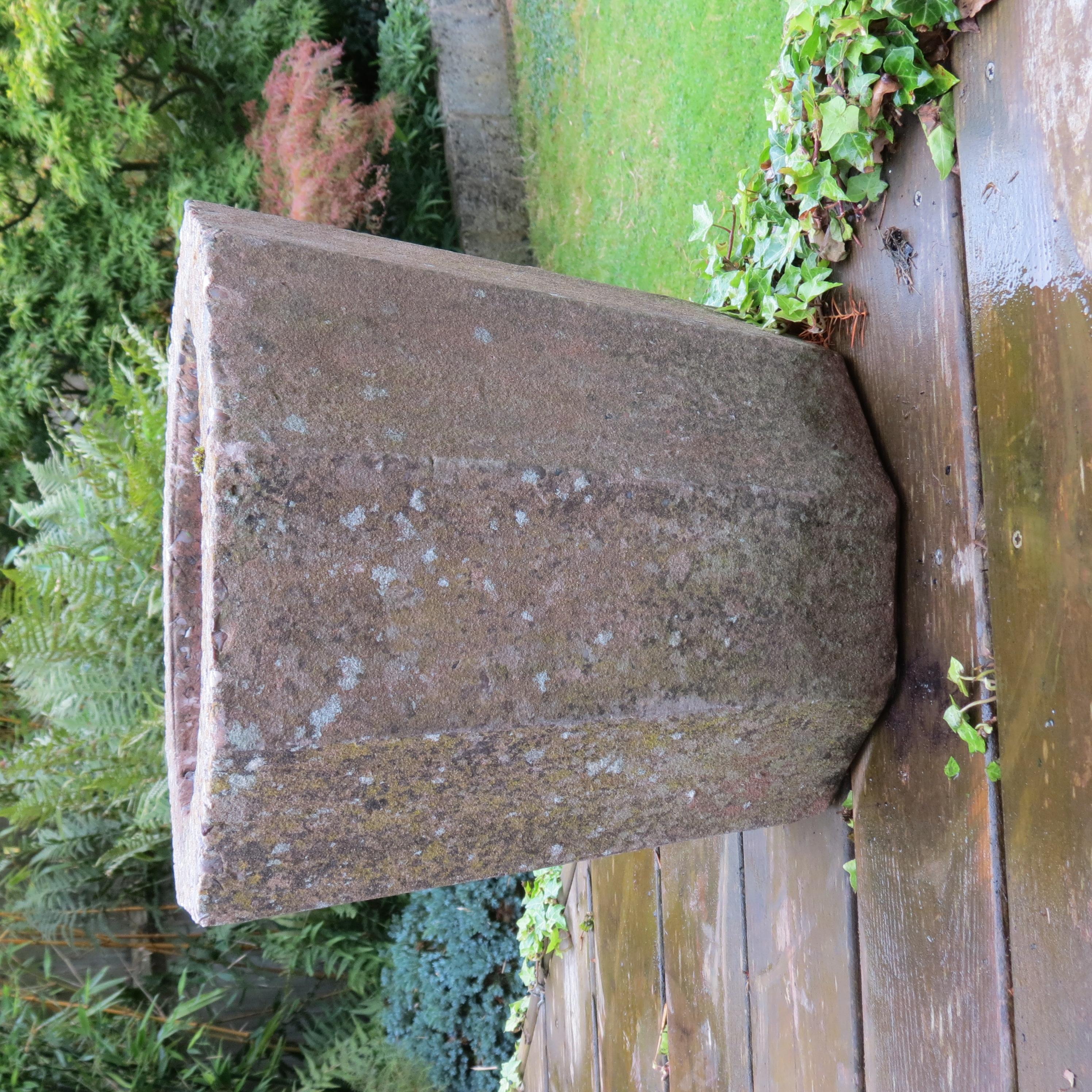 Mid-Century Modern Set of 4 1970s Concrete planters Octagonal shape For Sale