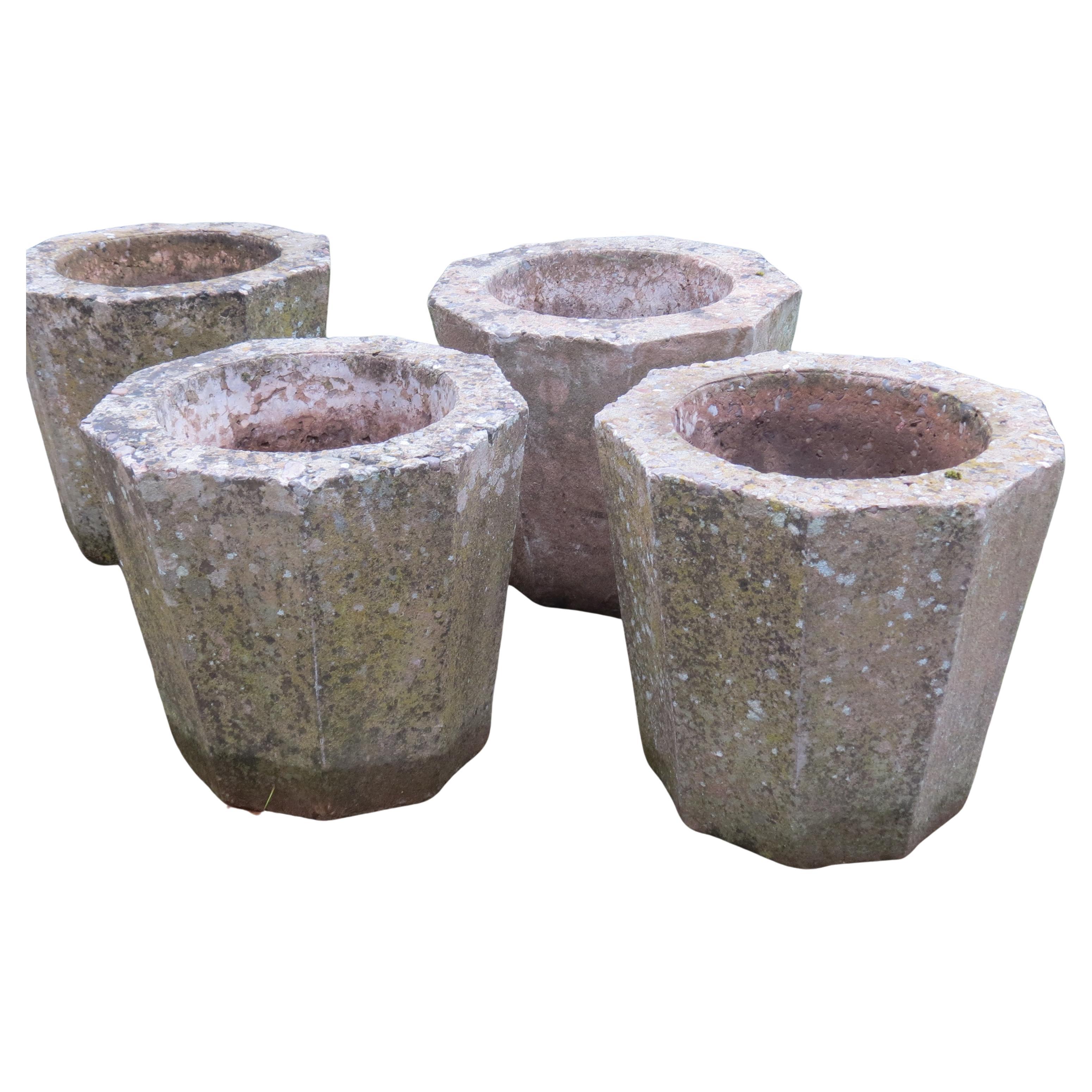 Juego de 4 jardineras de hormigón de los años 70 Forma octogonal en venta