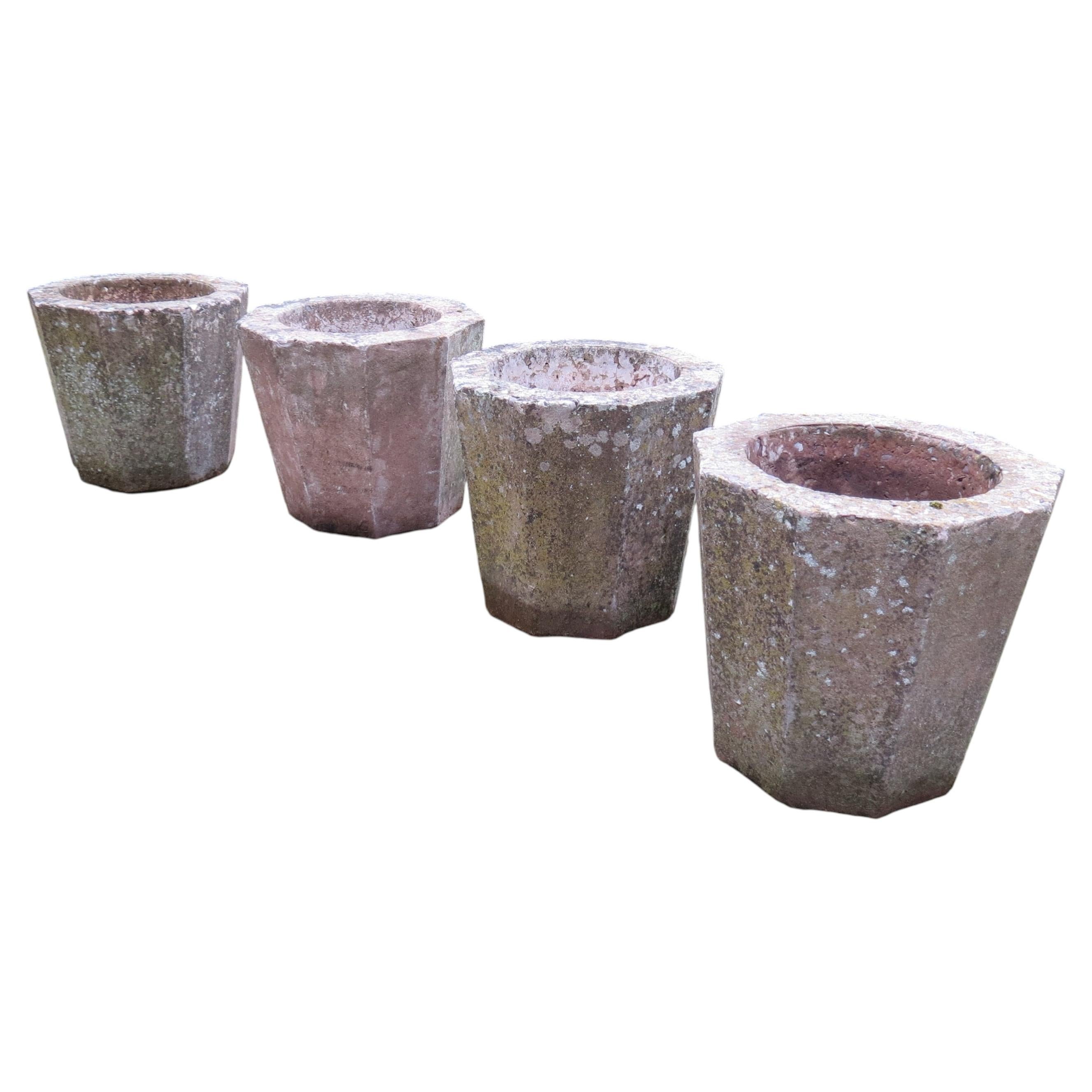 Set of 4 1970s Concrete planters Octagonal shape For Sale