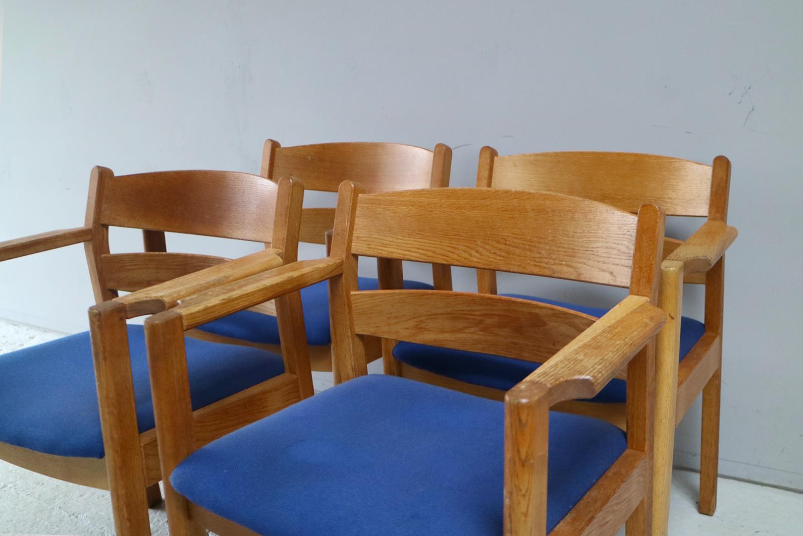 Set of 4 1970s Danish Midcentury Chairs by F. D. B. Mobler In Good Condition For Sale In London, GB