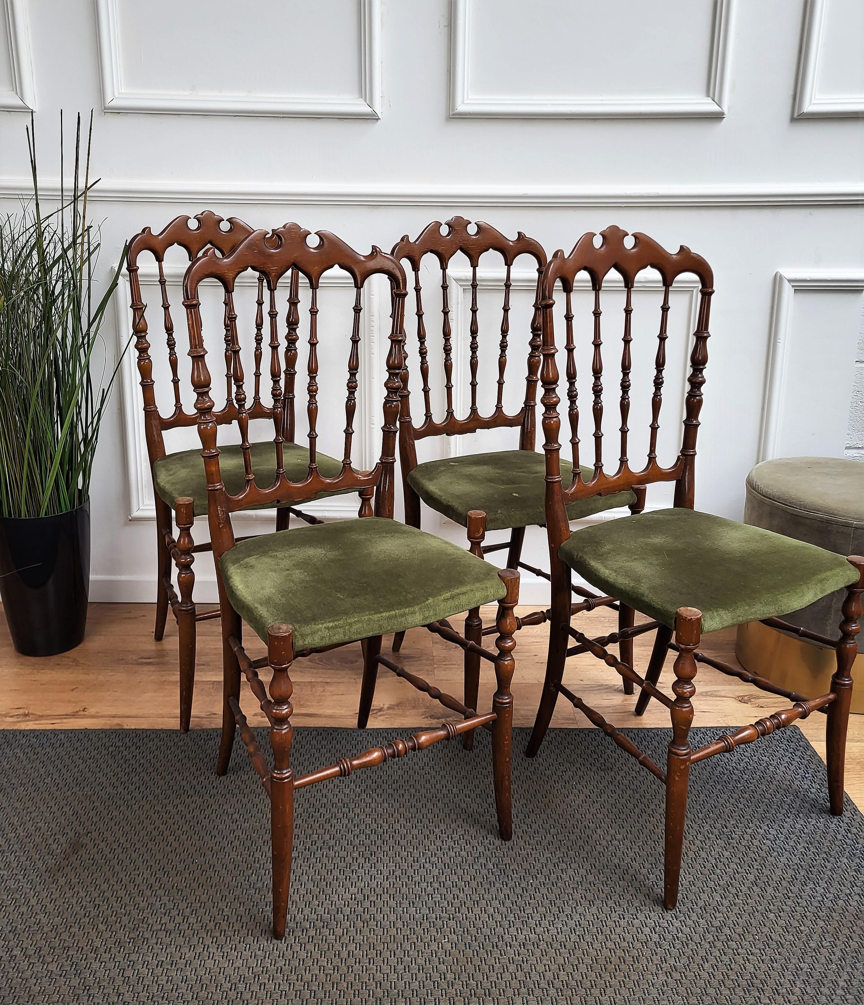 Set of 4 1970s Italian Wood & Velvet Upholstery Chiavari Chair 3