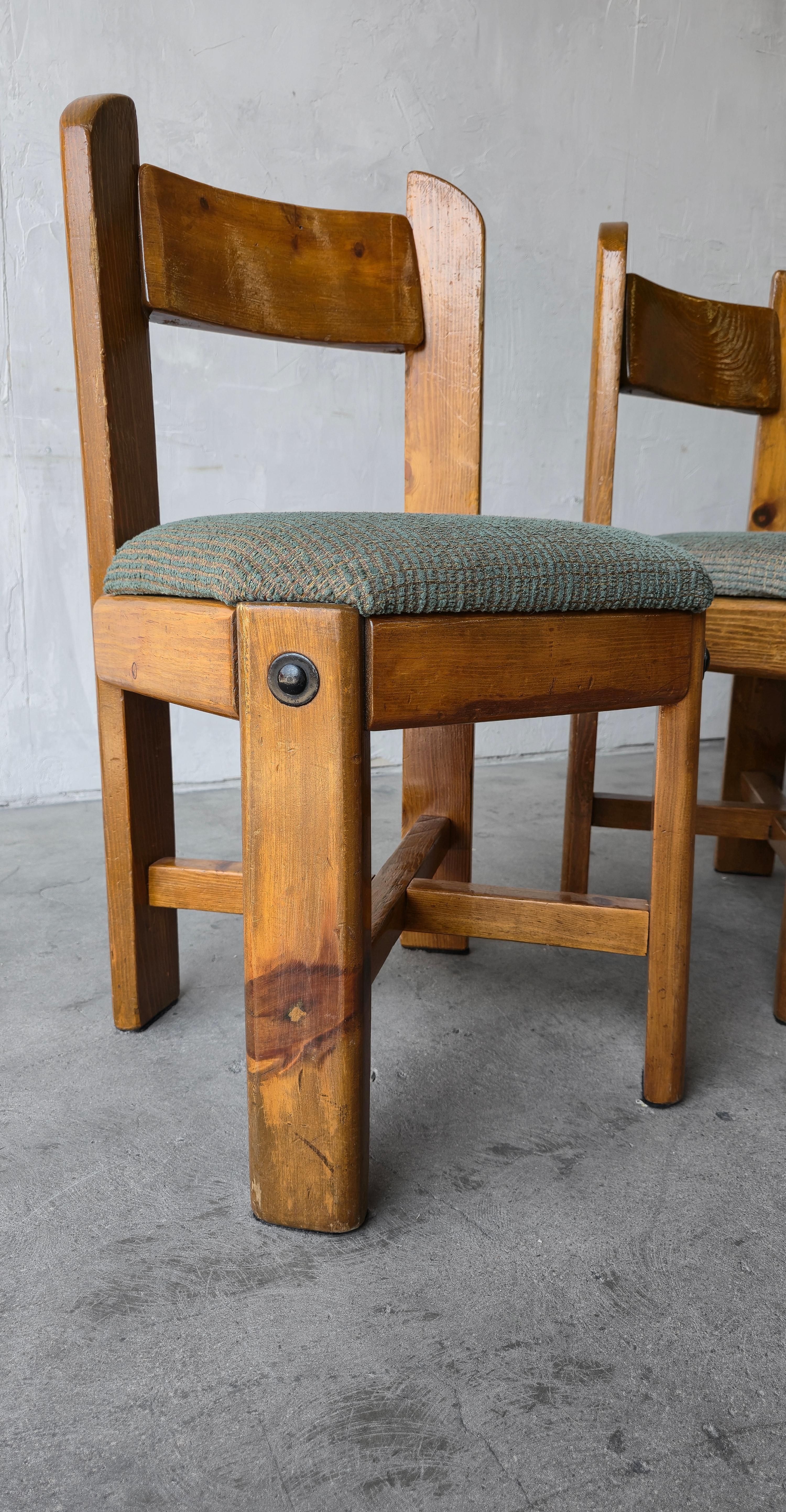 Set of 4 1970s Scandinavian Pine Dining Chairs For Sale 6