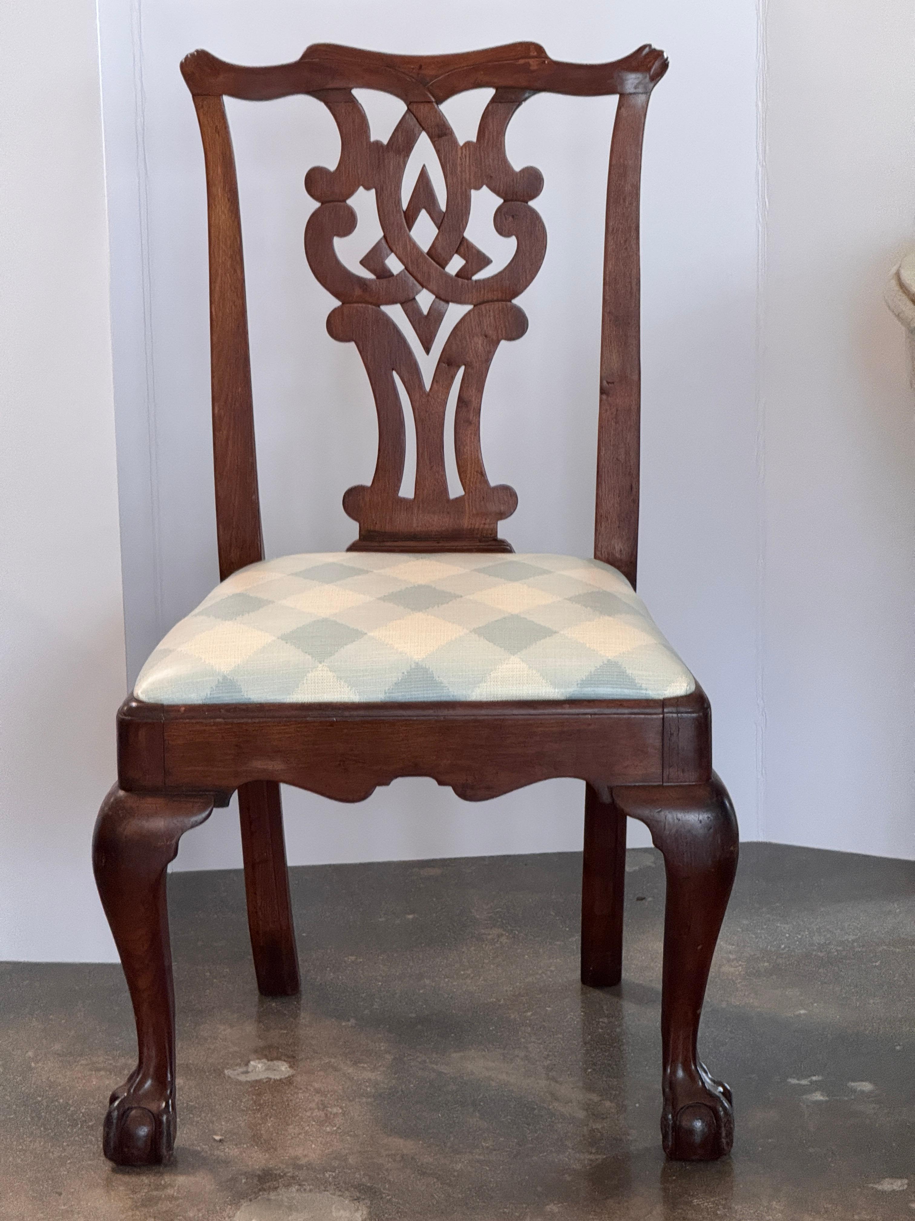 Set of 4 19th Century English Mahogany Chairs en venta 2