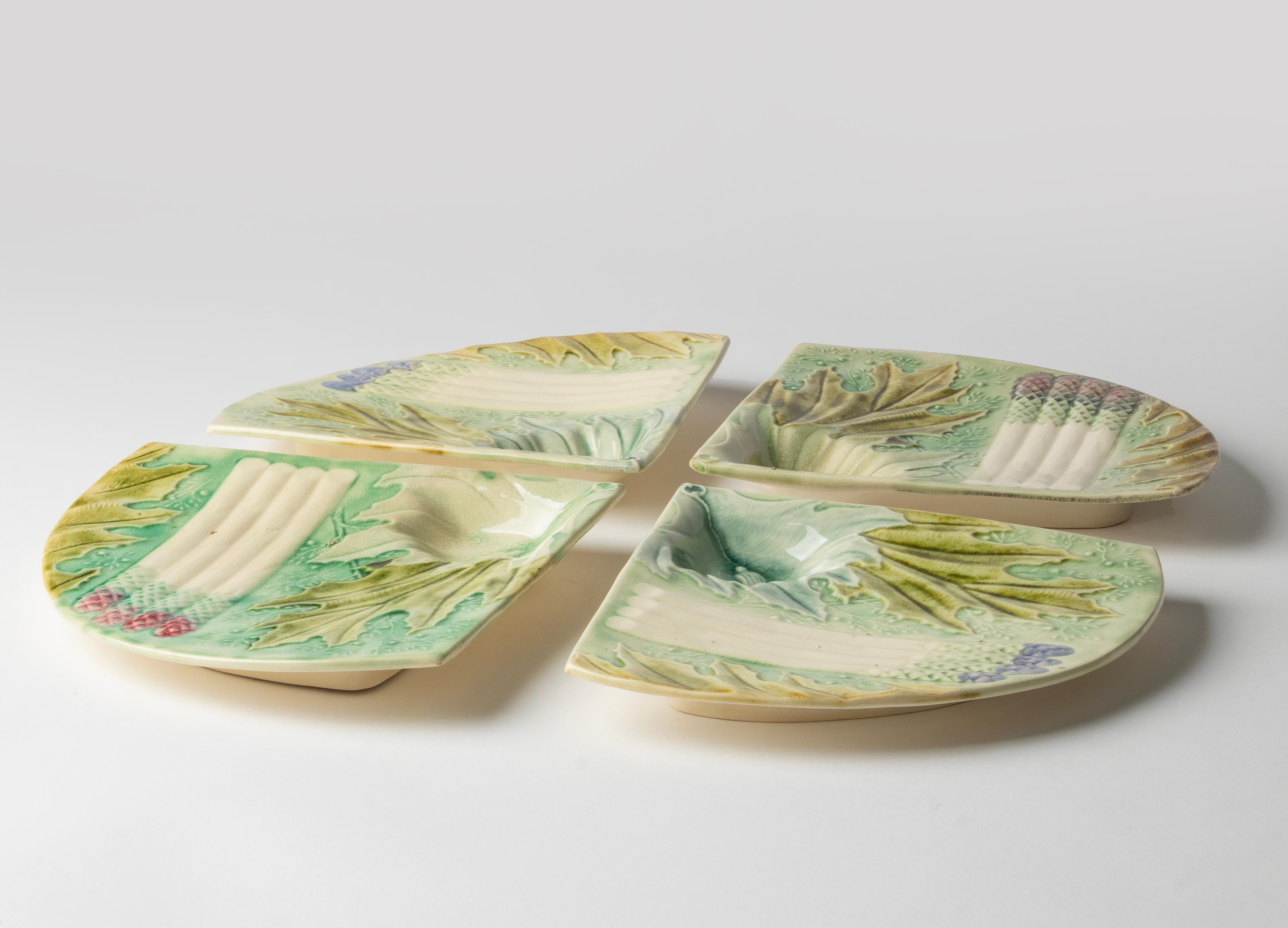 Late 19th Century Set of 4 19th Century Majolica Ceramic Asparagus Plates