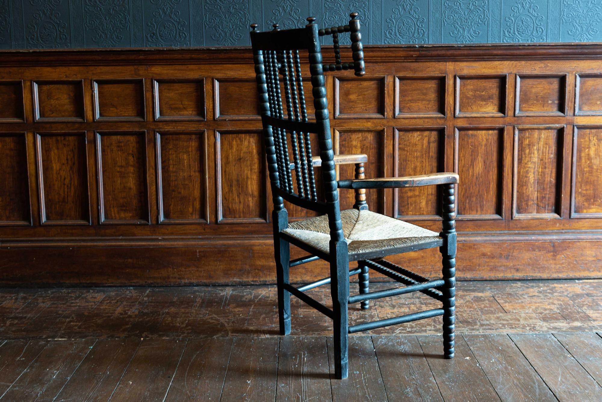 Set of 4 19th Century English Oak Ebonized Bobbin Chairs 3