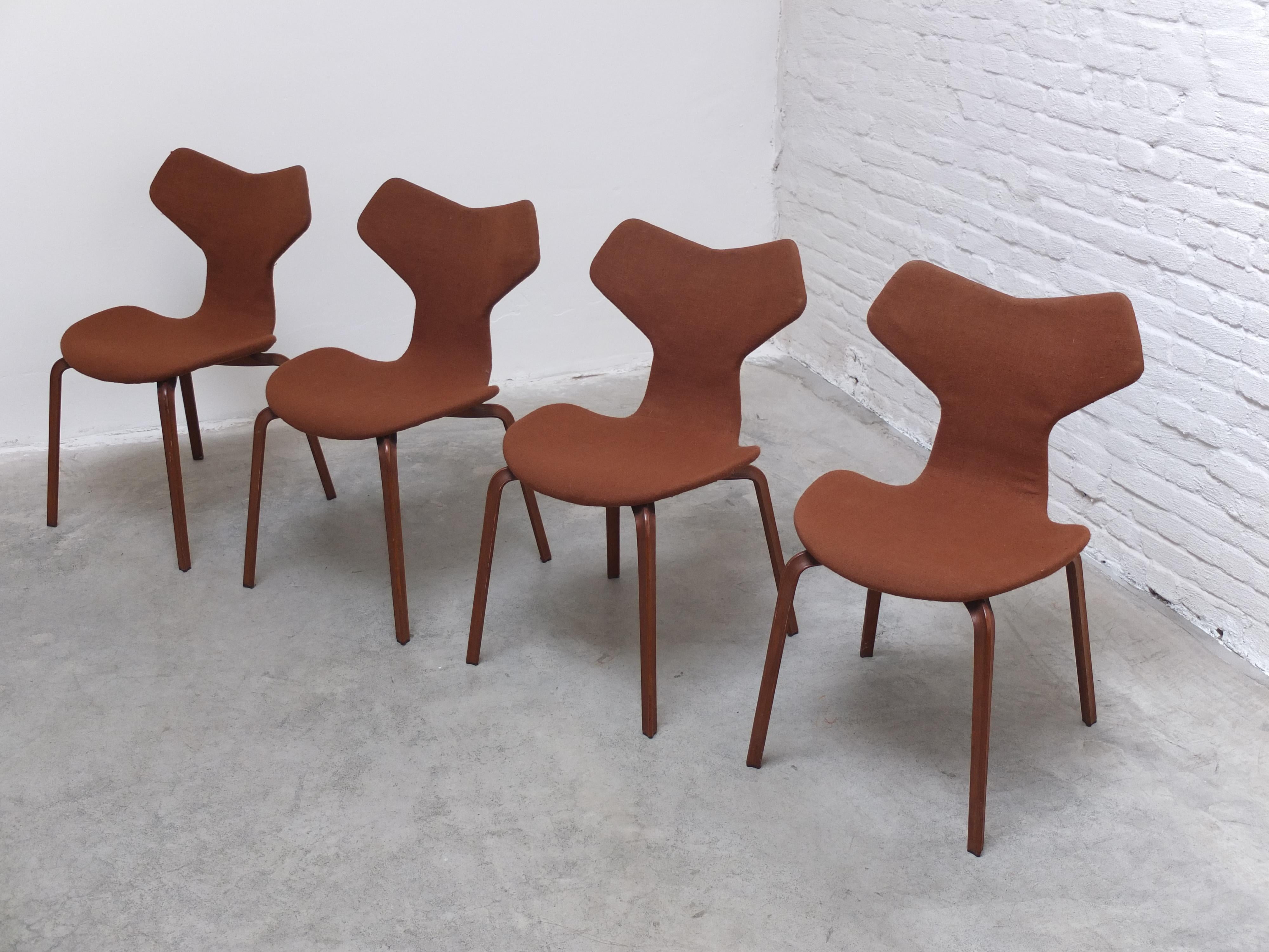 Danish Set of 4 1st Edition 'Grand Prix' Chairs by Arne Jacobsen for Fritz Hansen, 1957 For Sale