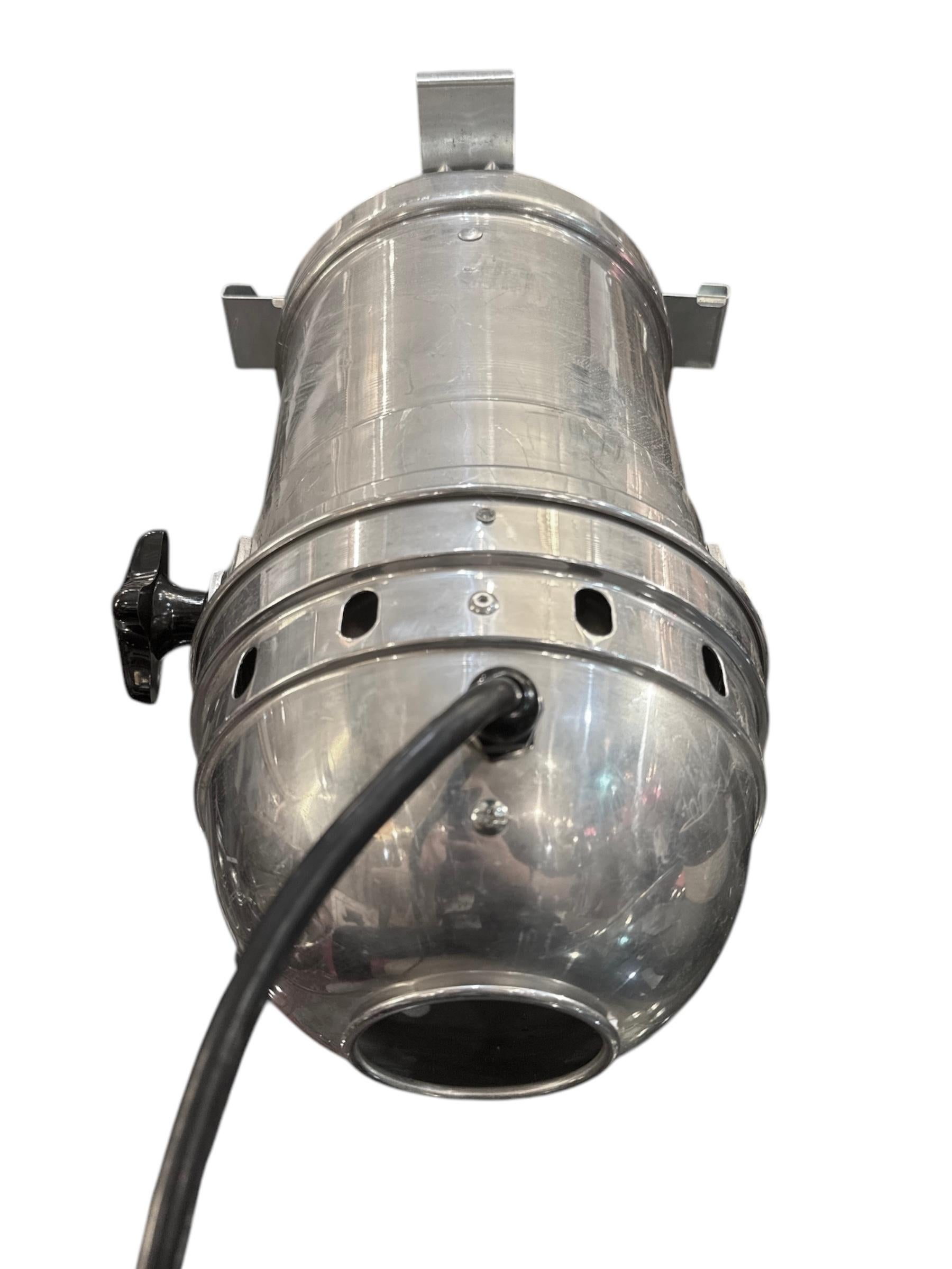 20th Century Set of 4 70s Aluminum Stage SpotLight For Sale