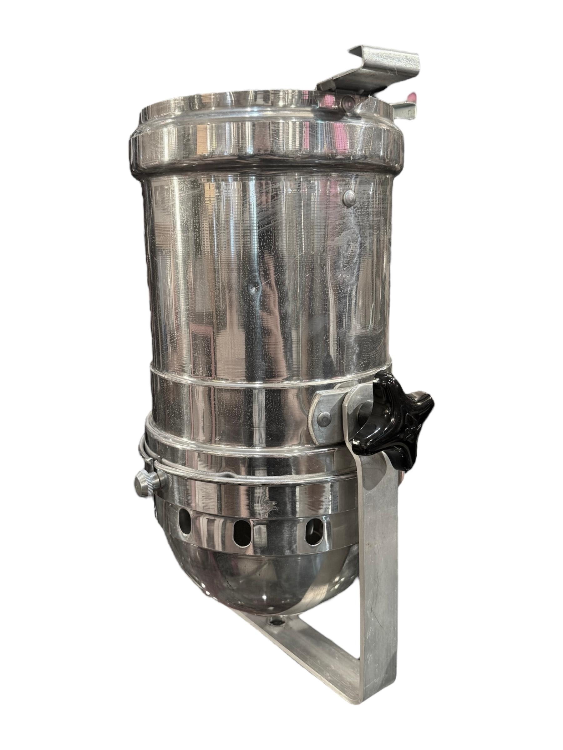 Set of 4 70s Aluminum Stage SpotLight For Sale 2