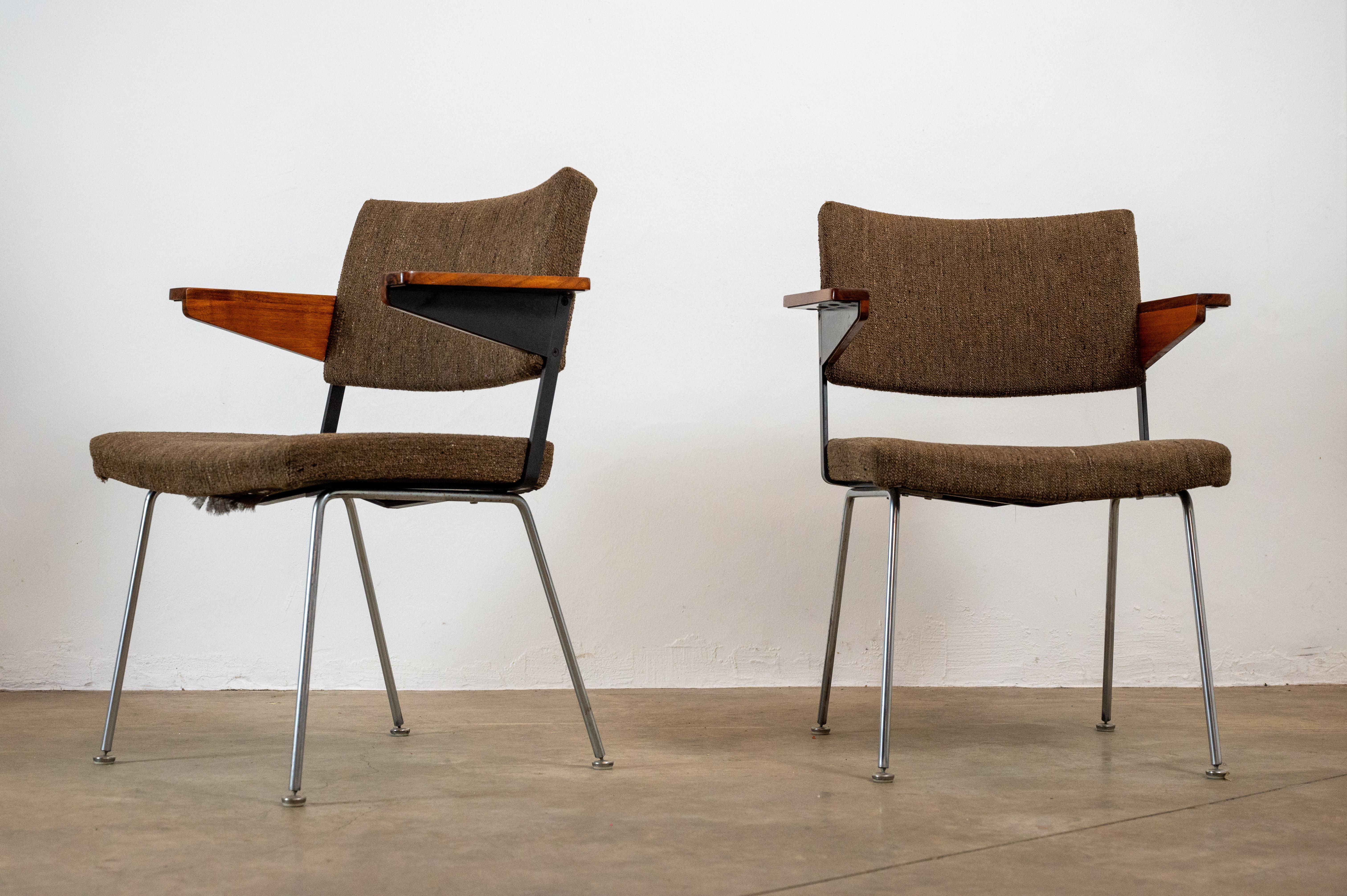 Tissu Ensemble de 4 fauteuils Gispen « L11 » par A.R. Cordemeyer  en vente