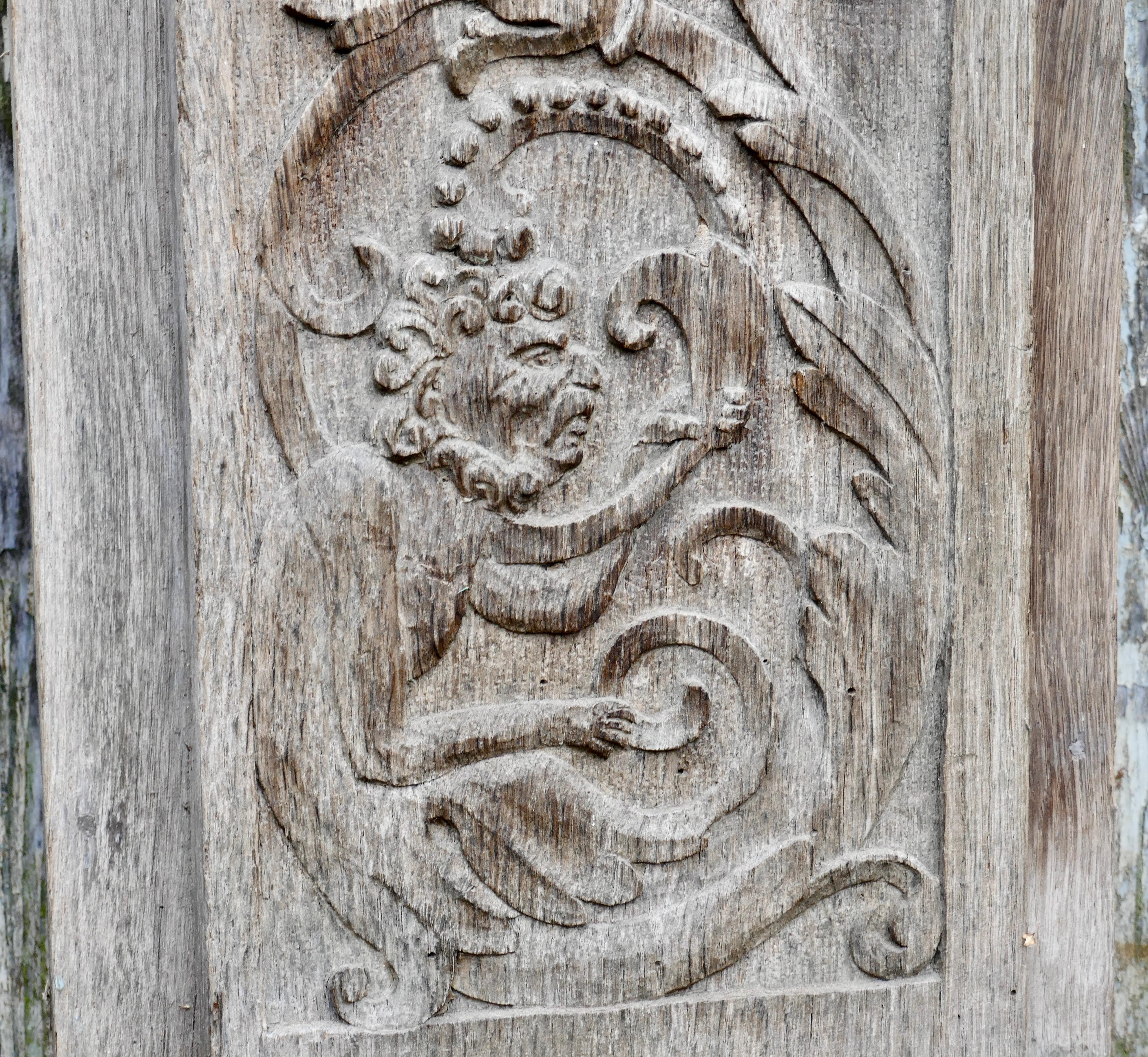 Set of 4, 18th Century Carved Oak Wall Panels In Good Condition In Chillerton, Isle of Wight