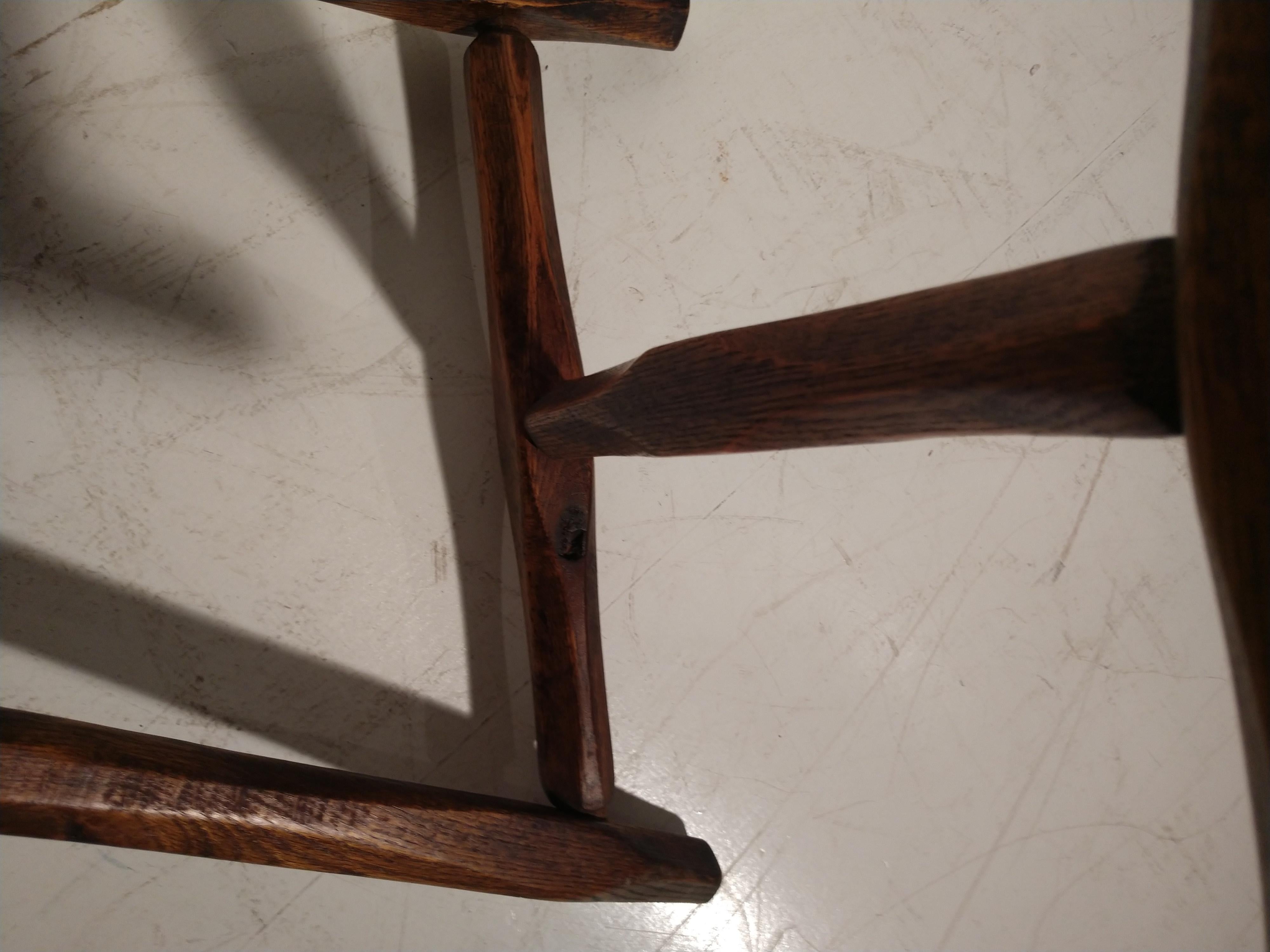 Set of 4 Adirondack Camp Style Hickory Windsor Spindle Back Chairs In Good Condition In Port Jervis, NY
