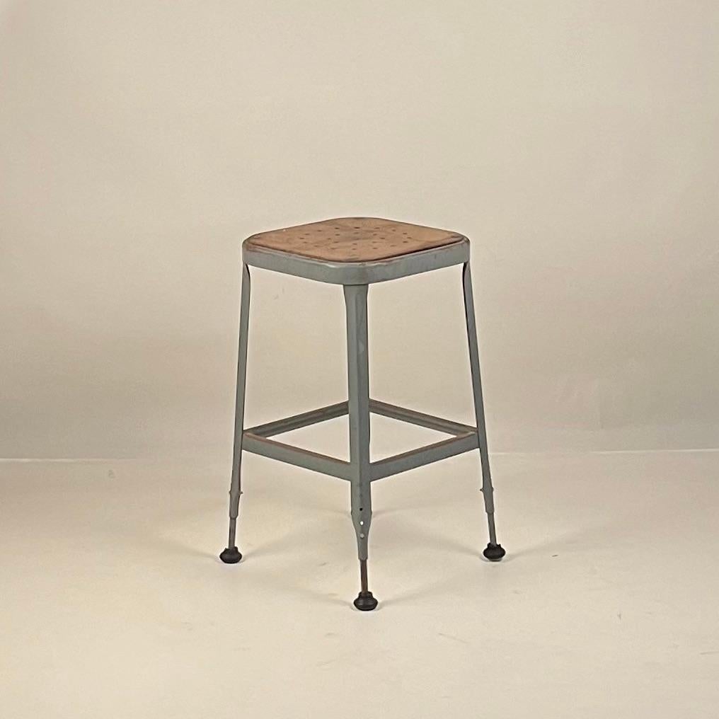 Painted Set of 4 Adjustable Patinated Steel Counter Stools by Lyon Manufacturing For Sale