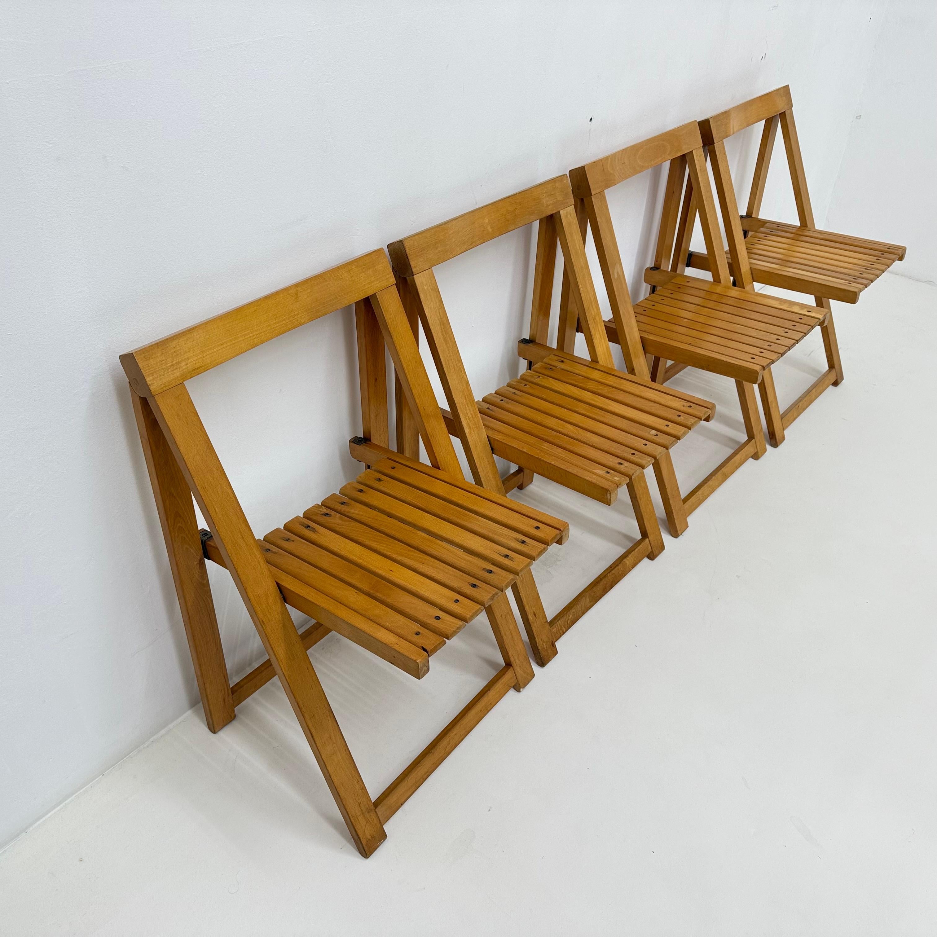 Juego de 4 sillas plegables Aldo Jacober para Alberto Bazzani, años 60 Italiano en venta
