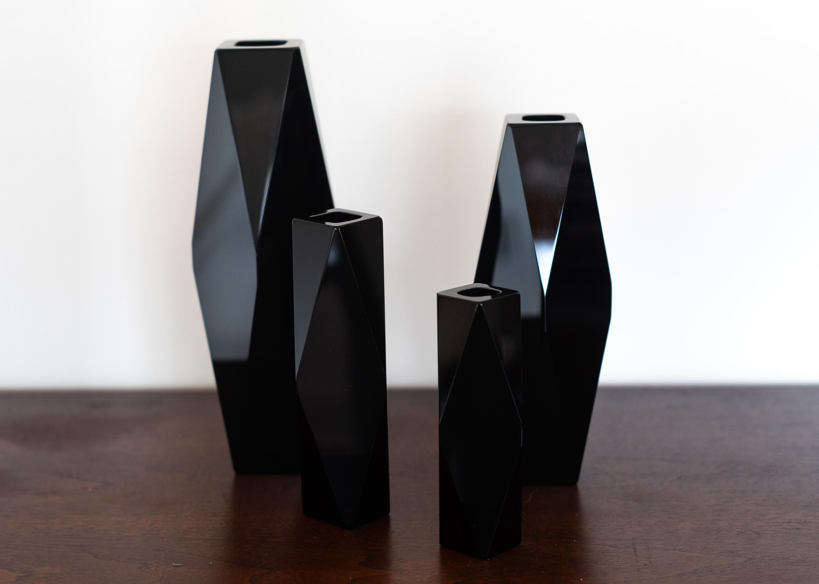 Juego de 4 jarrones de cristal facetado de Murano Alessandro Mandruzzato en negro macizo poco común Italiano en venta