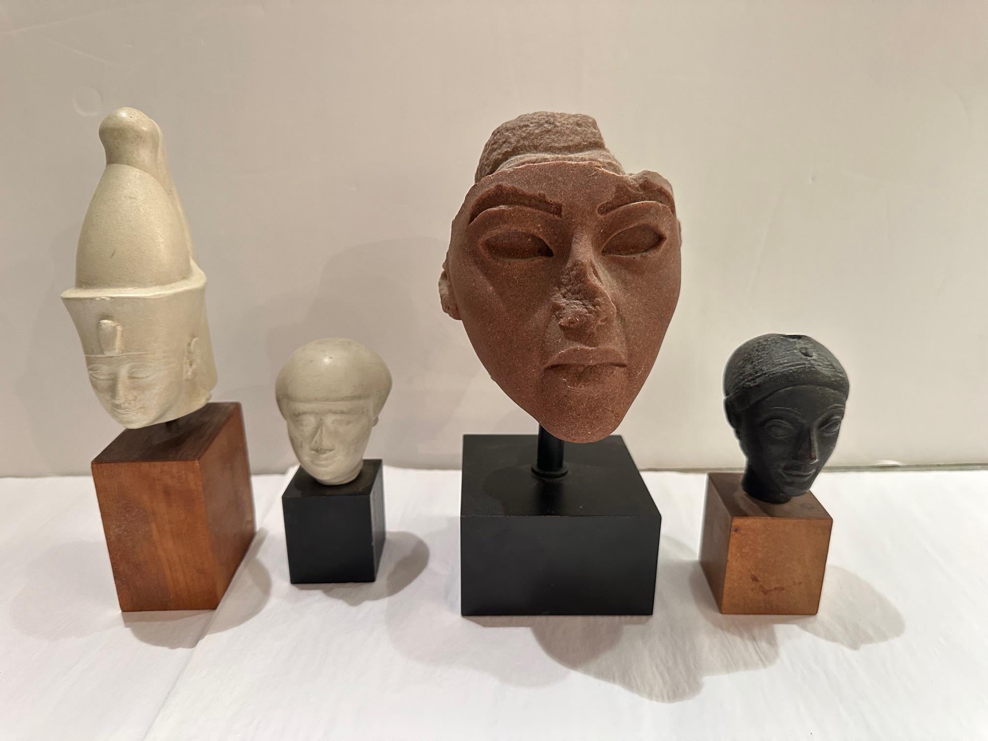 Juego de 4 Reproducciones de Bustos del Antiguo Egipto del Museo Alva en venta 8