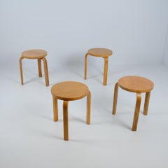 Set of 4 Alvar Aalto Stackable 3 Legged Stools Model 60 in Brich, Artek 1930s