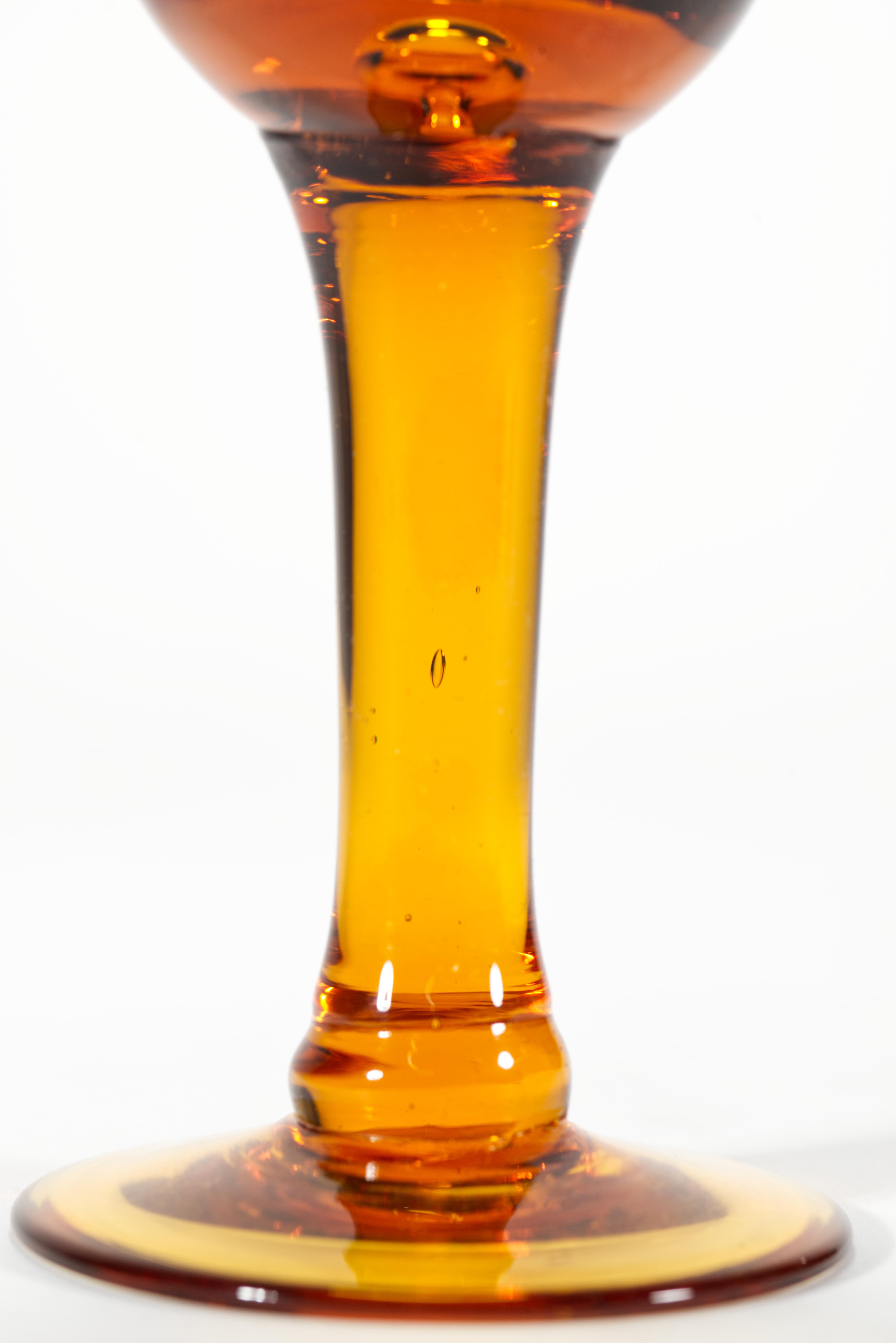 20th Century Set of 4 Amber Hand Blown Glasses Goblets with Controlled Bubbles For Sale