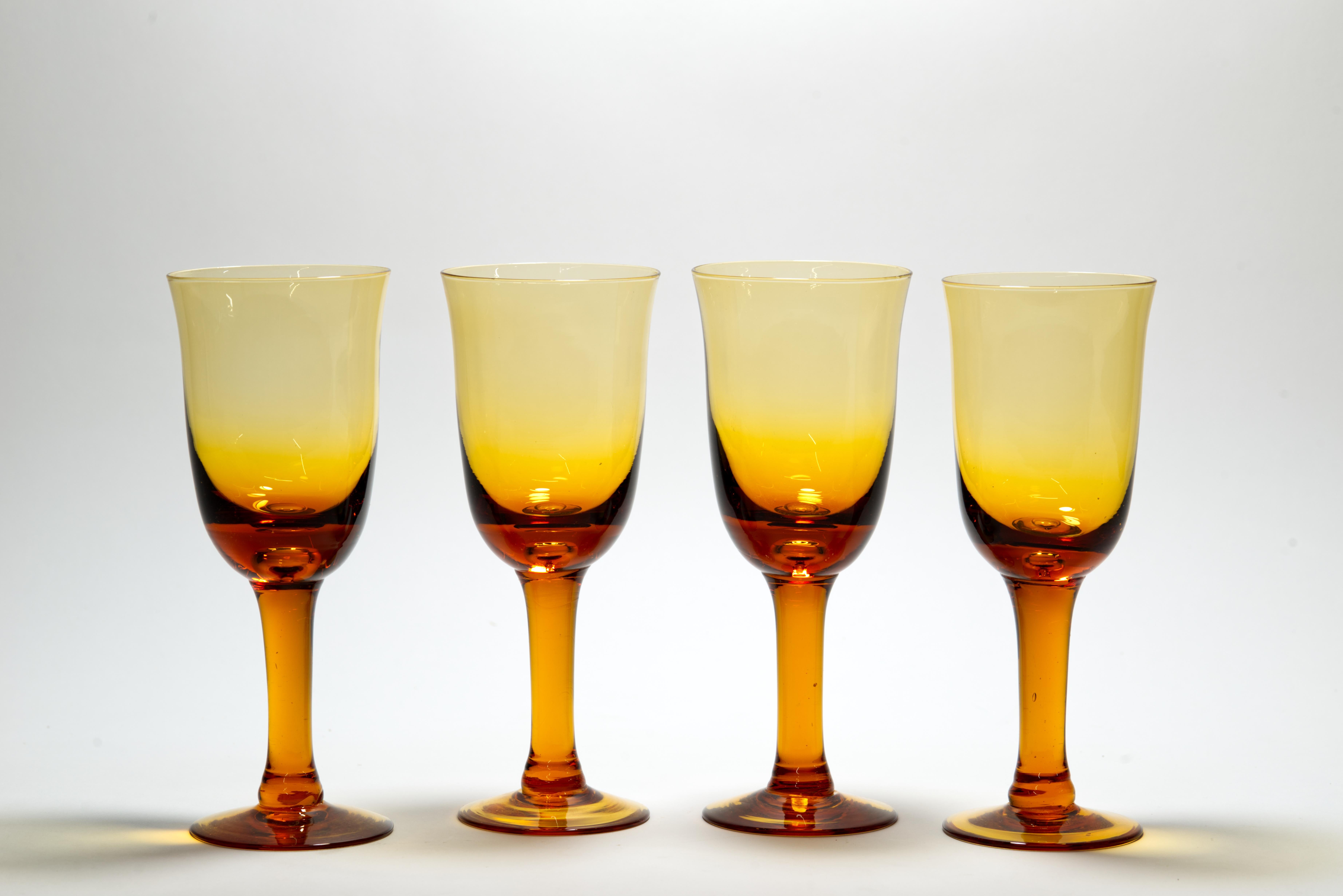 Set of 4 Amber Hand Blown Glasses Goblets with Controlled Bubbles For Sale 1