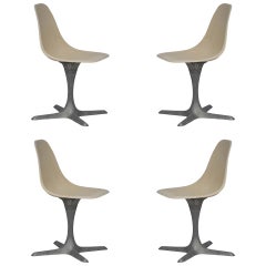 Set of 4 American 1970s Brushed Aluminum and Eggshell Chairs