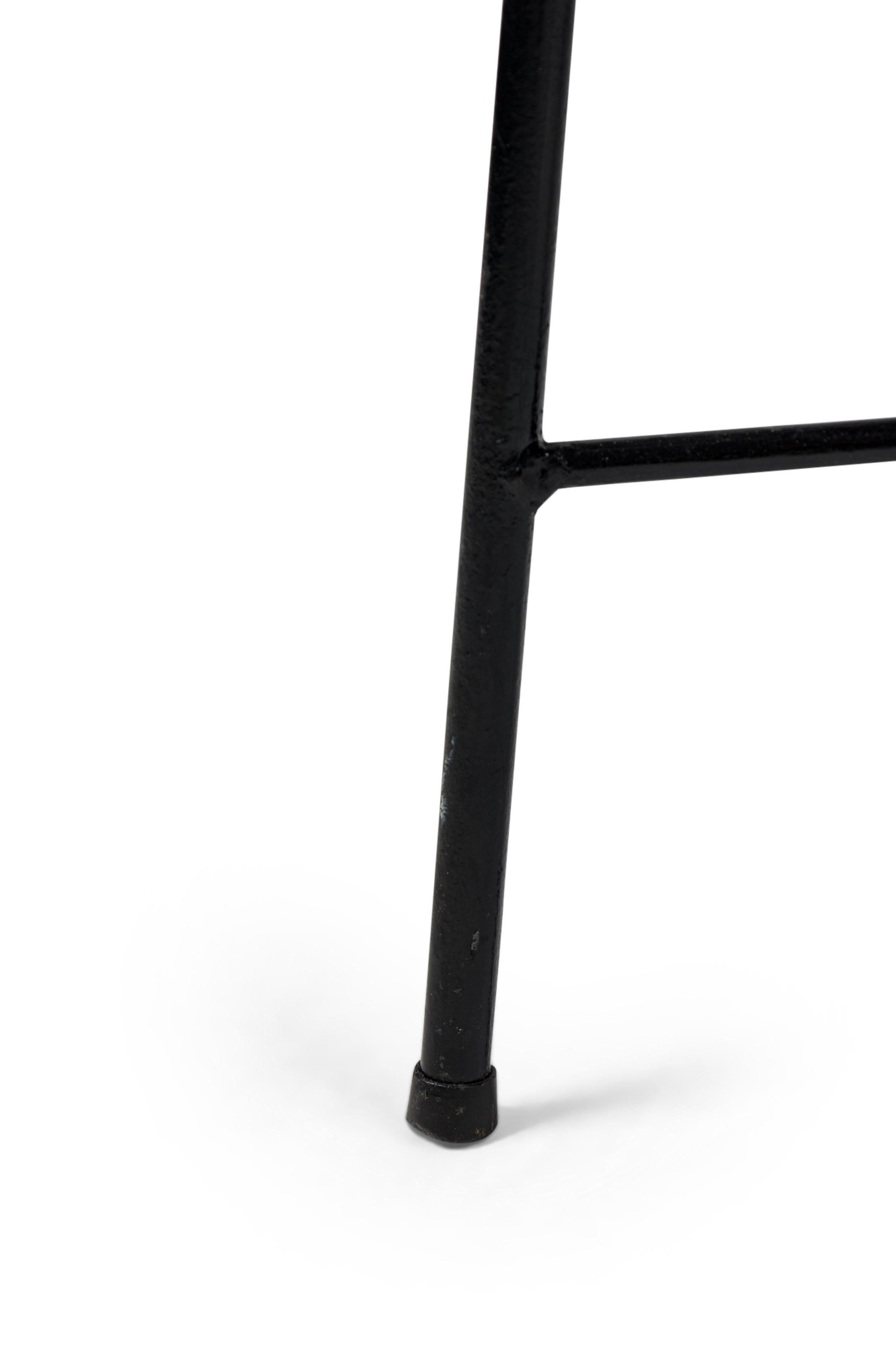 Set of 4 American Mid Century Atomic Age Style Cast Iron Chairs im Angebot 8