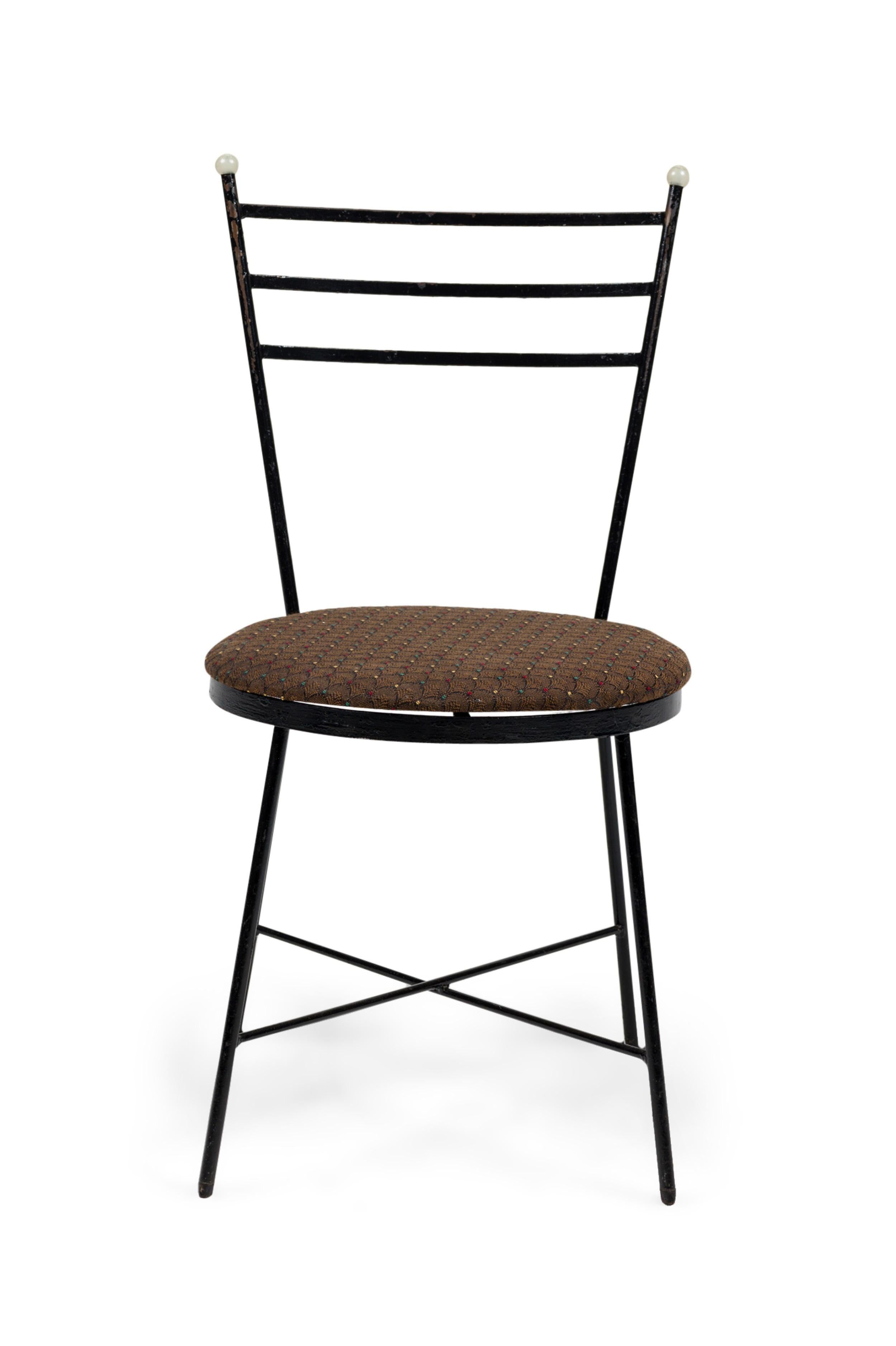 Set of 4 American Mid Century Atomic Age Style Cast Iron Chairs im Angebot 9