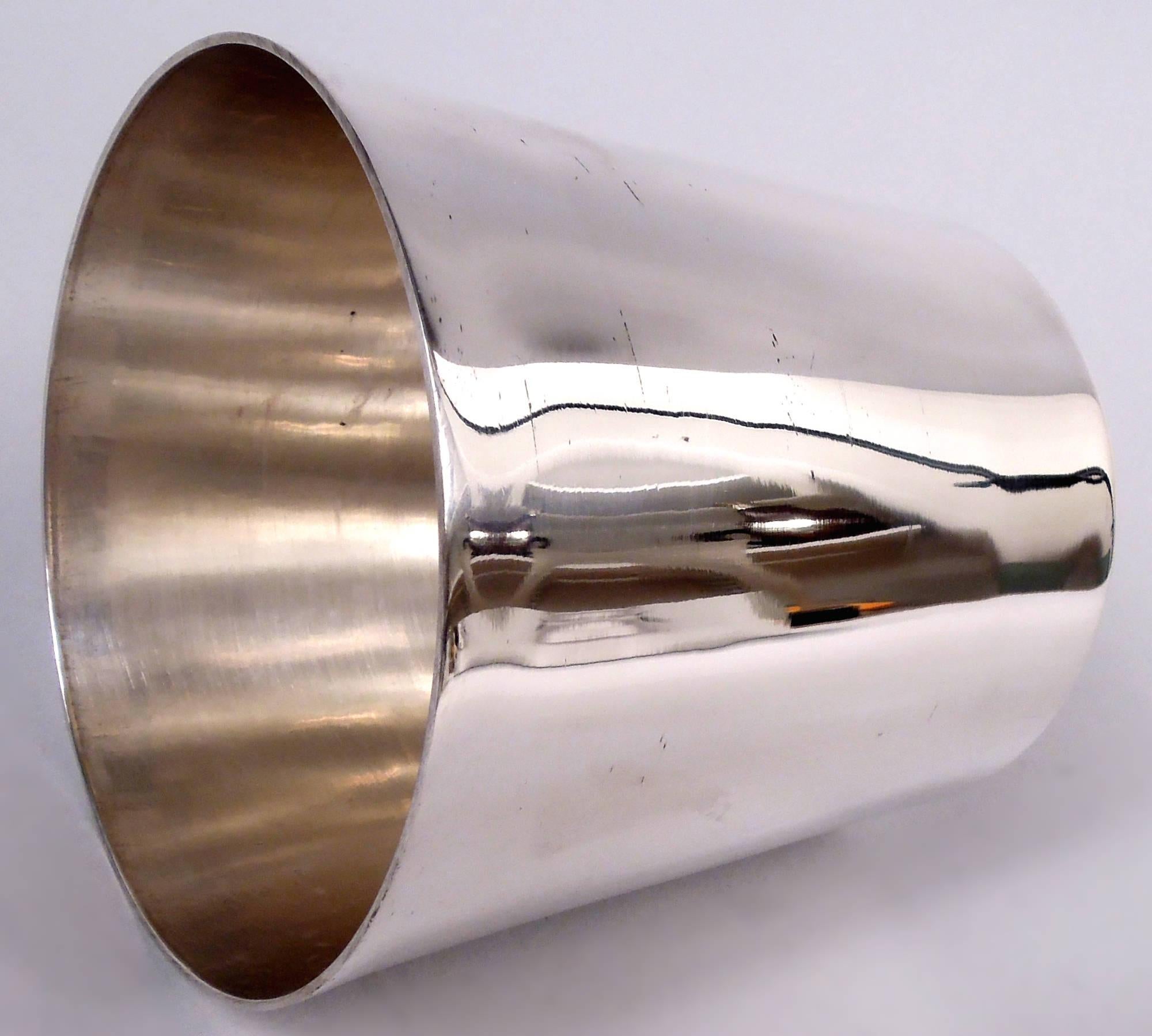 Satz von 4 amerikanischen Midcentury-Modern-Bechern aus Sterlingsilber im Zustand „Gut“ im Angebot in New York, NY