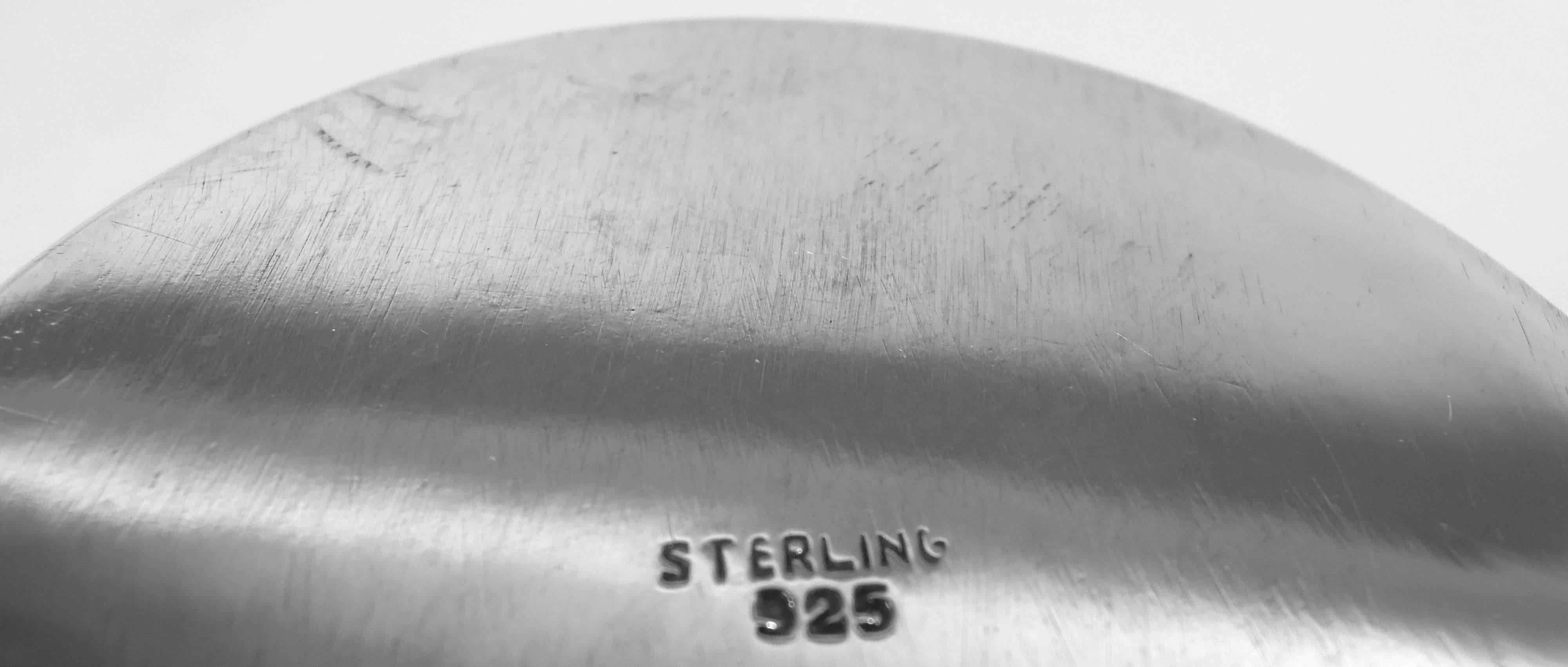 Satz von 4 amerikanischen Midcentury-Modern-Bechern aus Sterlingsilber im Angebot 1