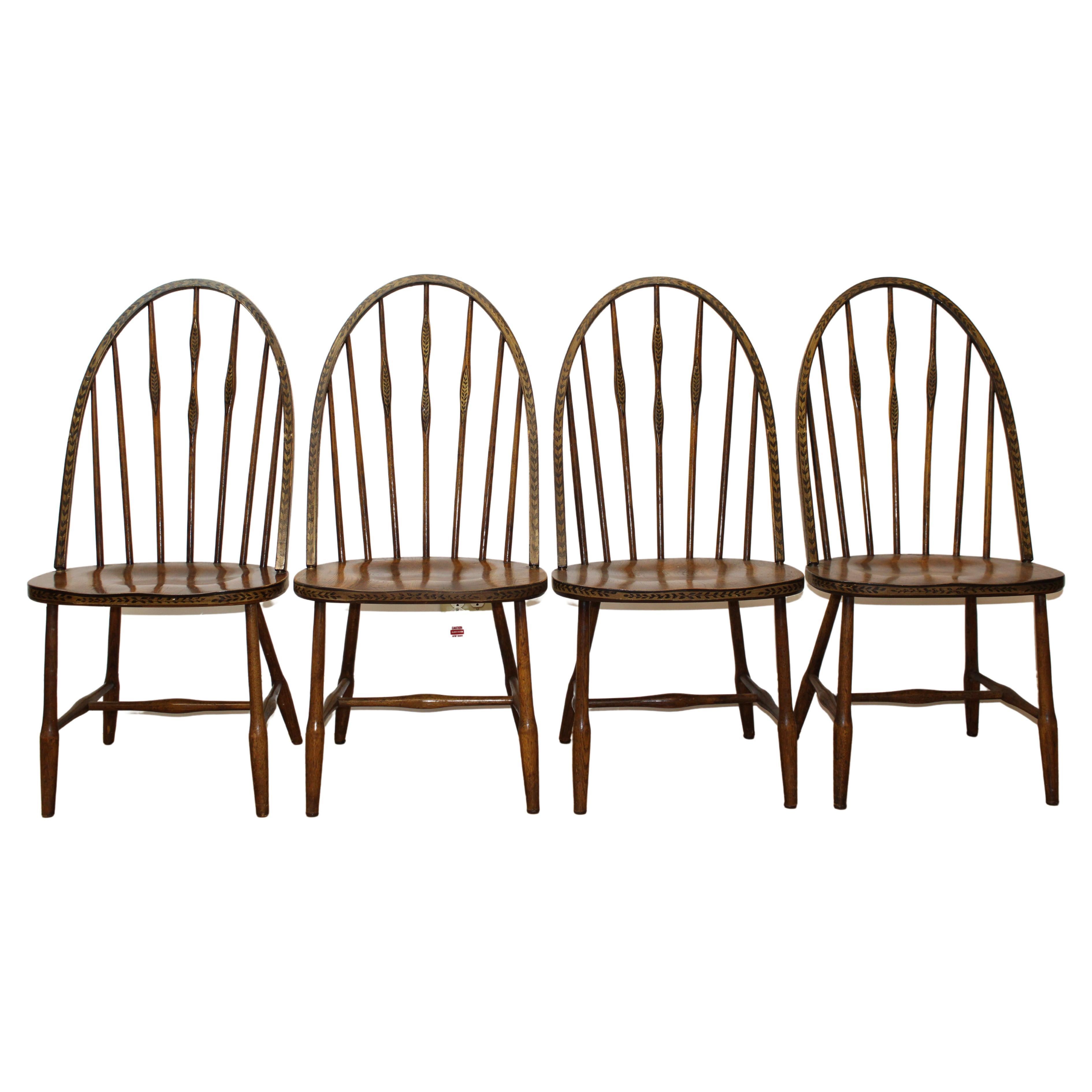 Set of 4 American Windsor Side Chairs