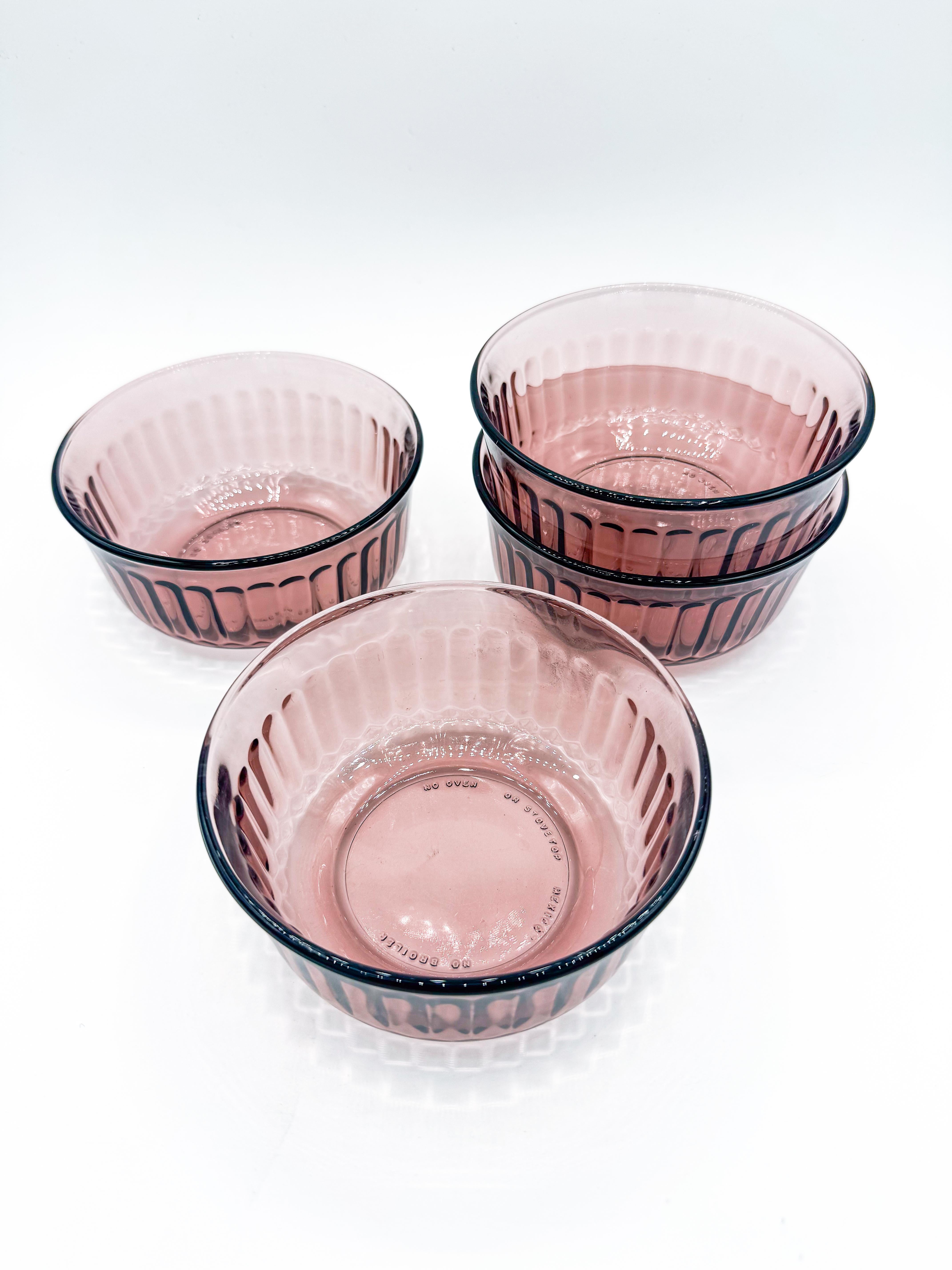 Set of 4 Amethyst Purple Clear Glass Ribbed Bowls, Made in Mexico In Good Condition For Sale In Toronto, CA
