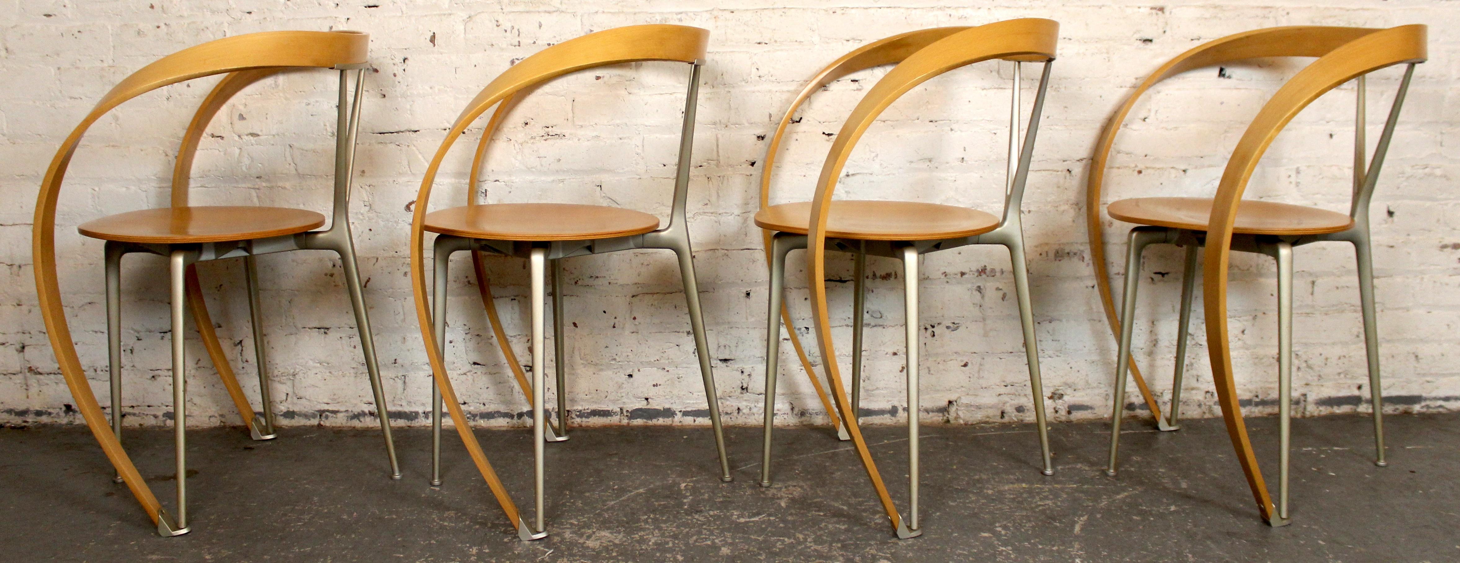 Moulé Ensemble de 4 chaises 