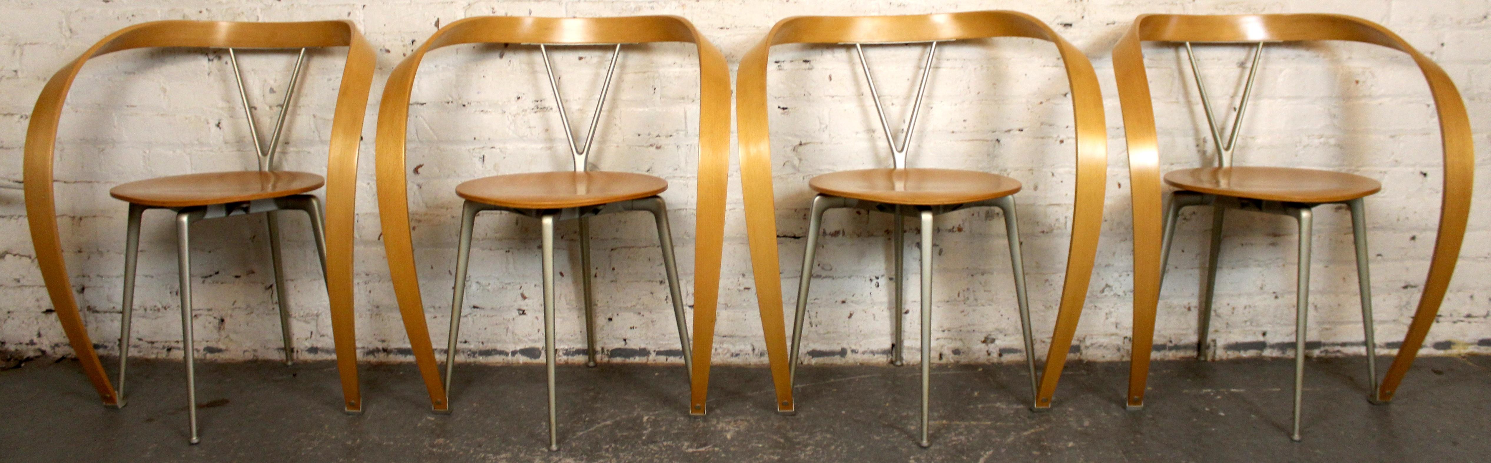 Ensemble de 4 chaises 