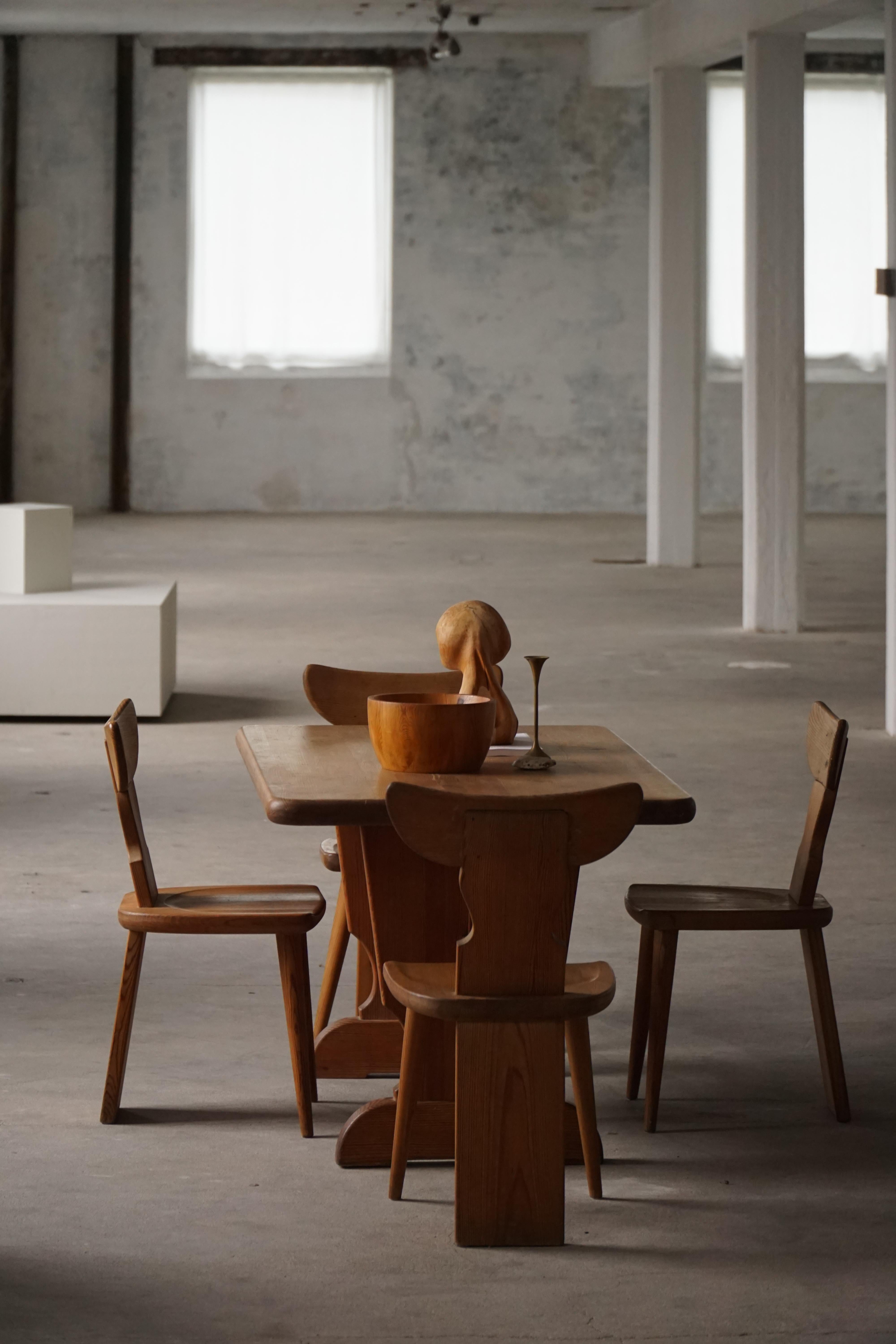 Ensemble de 4 chaises de salle à manger en pin 'Ängåsen' par Ferdinand Lundquist, Suède, années 1940 État moyen - En vente à Odense, DK