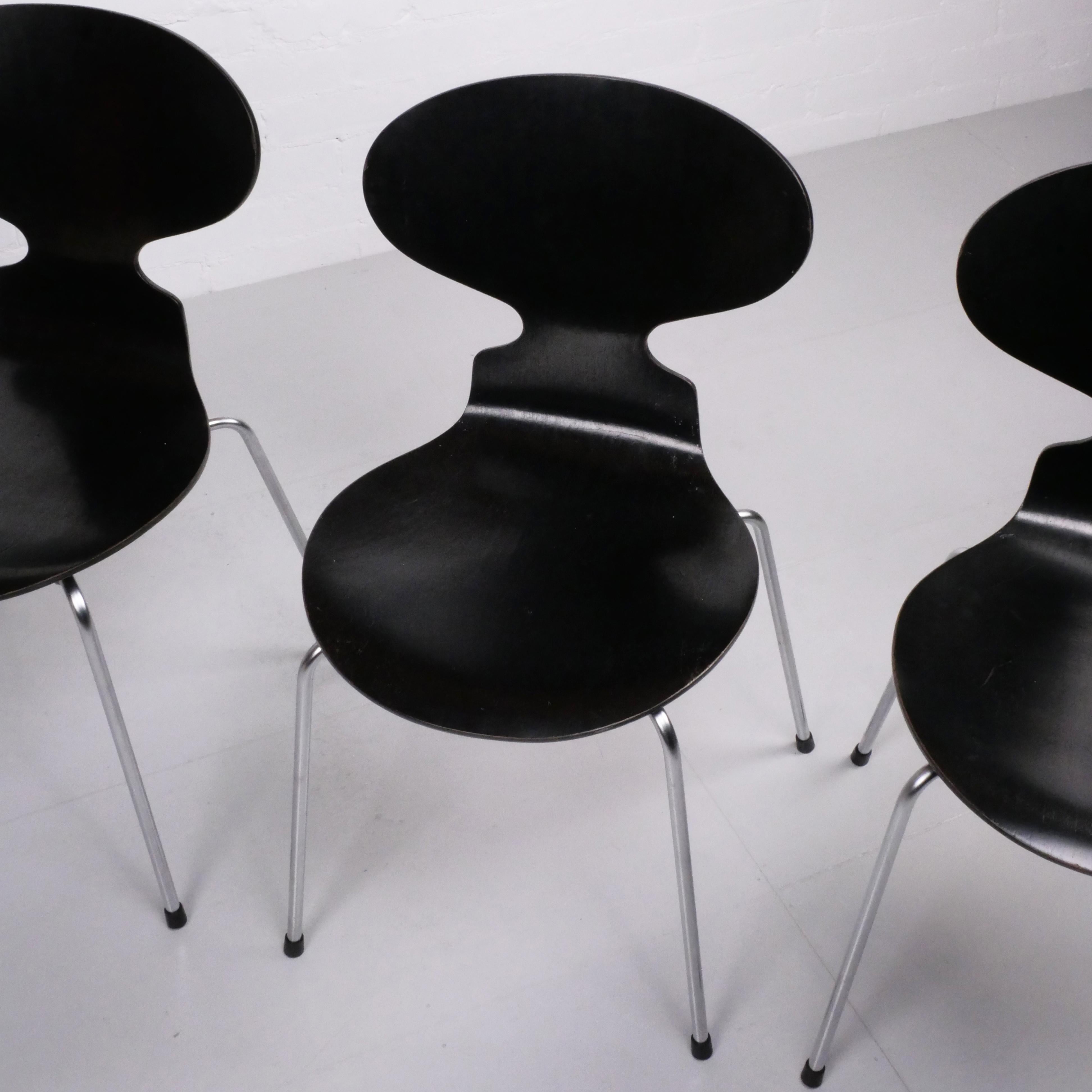 Set of 4 ‘Ant’ Chairs by Arne Jacobsen for Fritz Hansen, 2 early sets available In Good Condition In London, GB